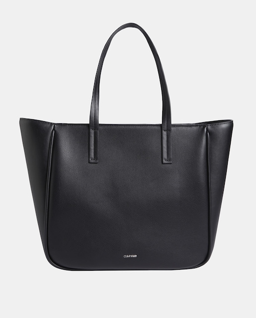 Imagen 0 de Bolso shopping con cremallera y logo metálico frontal