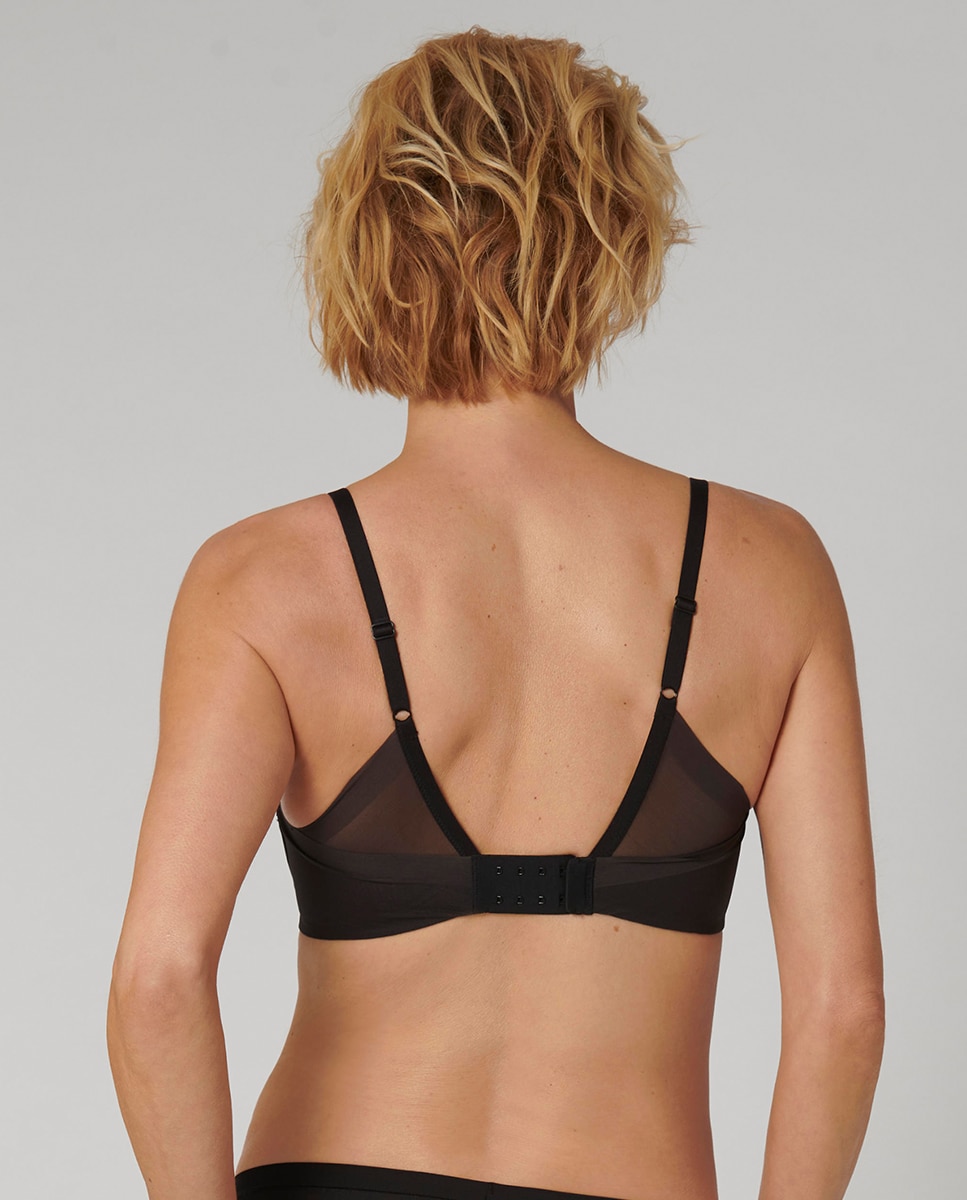 Sujetador de sujeción sin aro y con copa innovadora de foam 4D - Triumph - Negro Negro-2