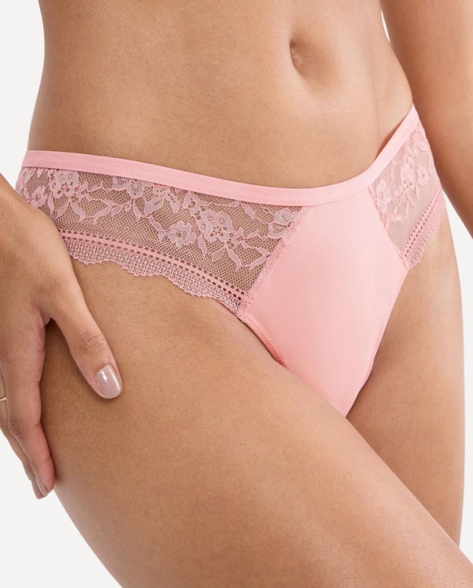 Cueca Tipo Tanga com Cinta Adornada com Detalhes de Desenho Combinados com o Soutien Rosa-claro-3