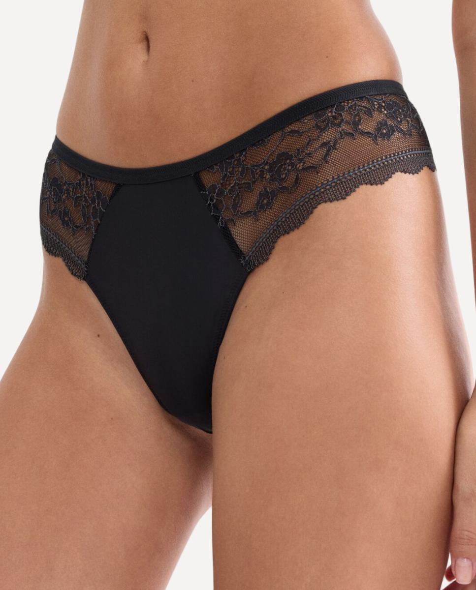 Cueca Tipo Tanga com Cinta Adornada com Detalhes de Desenho Combinados com o Soutien Preto-3