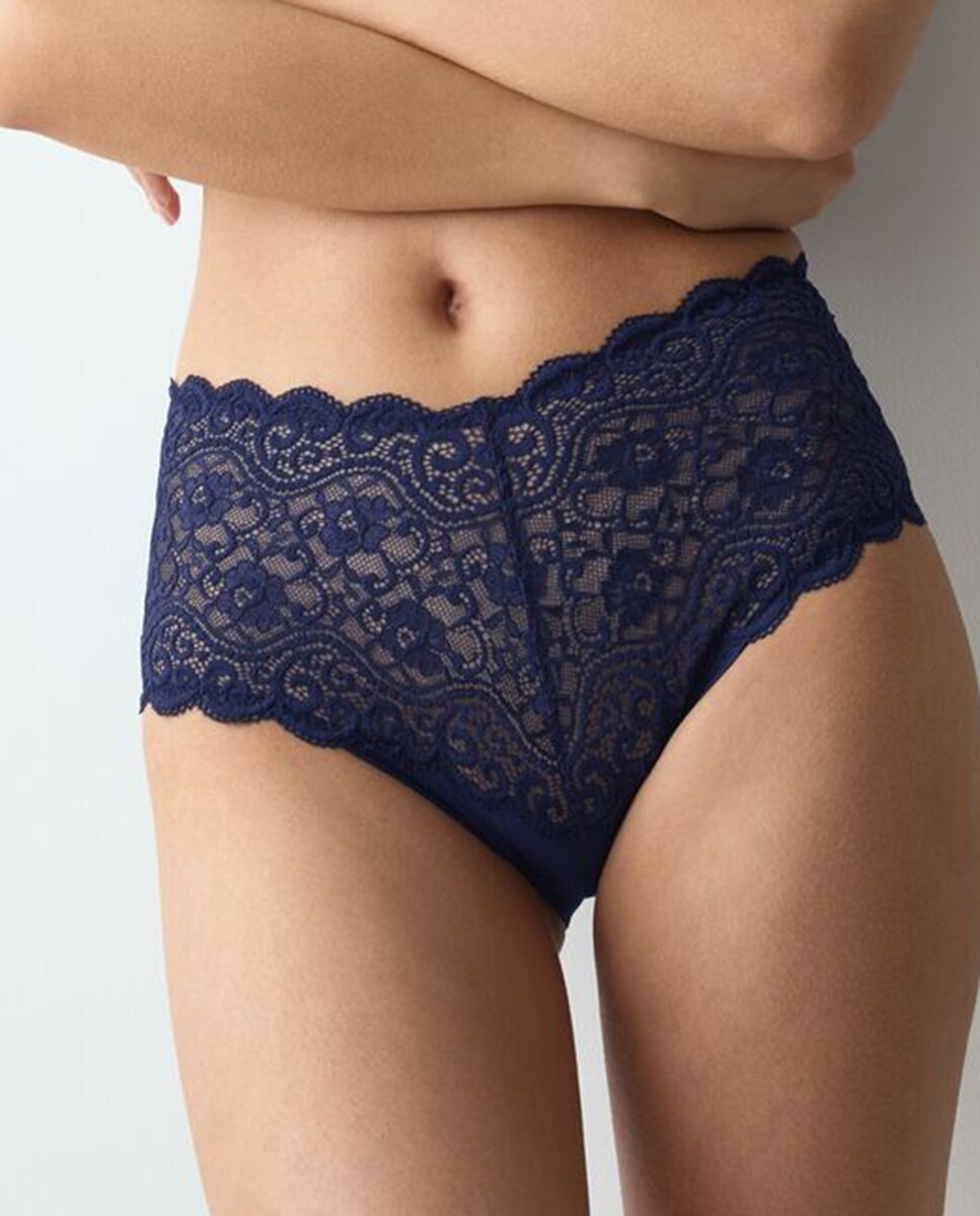 Imagem 0 de Cueca de Cintura Subida Clássica de Renda