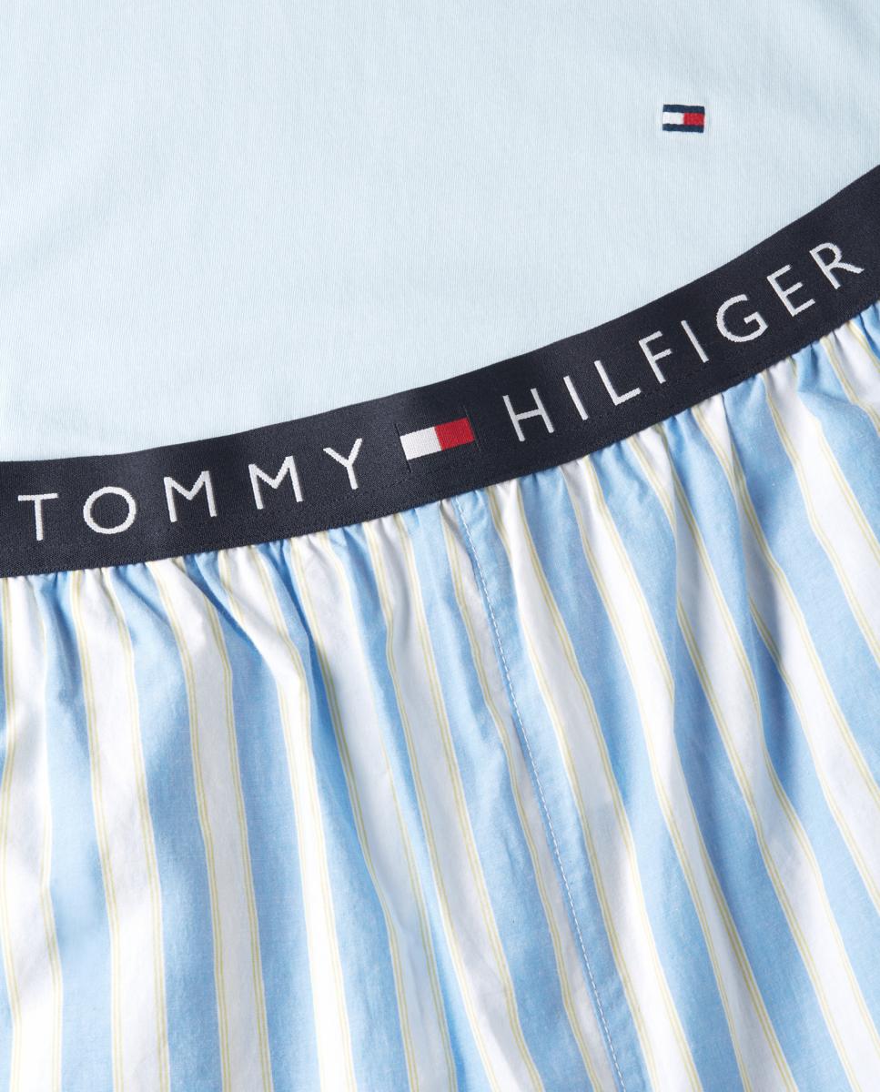 Conjunto de Pijama com T-shirt de Algodão e Calças em Tecido às Riscas com Cintura Elástica Azul-claro-2