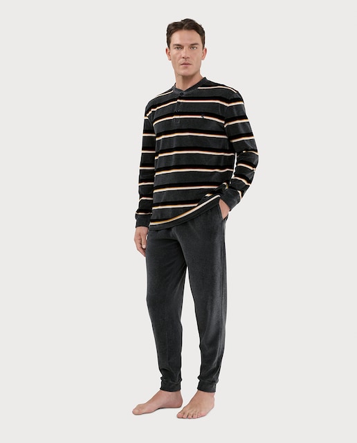 Imagem 0 de Pijama de Veludo com Carcela