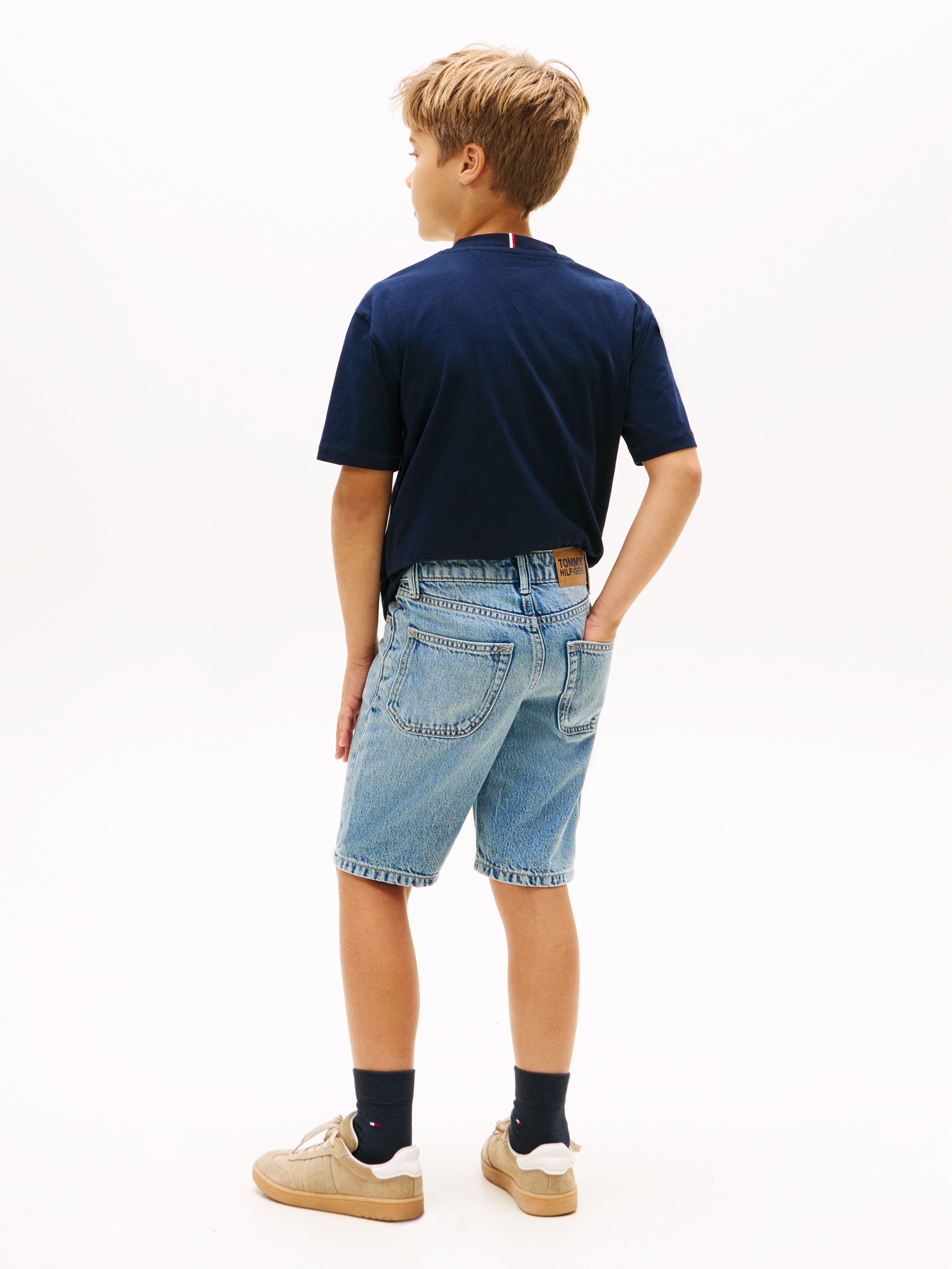 Bermudas com Cinco Bolsos e em Ganga Azul-4