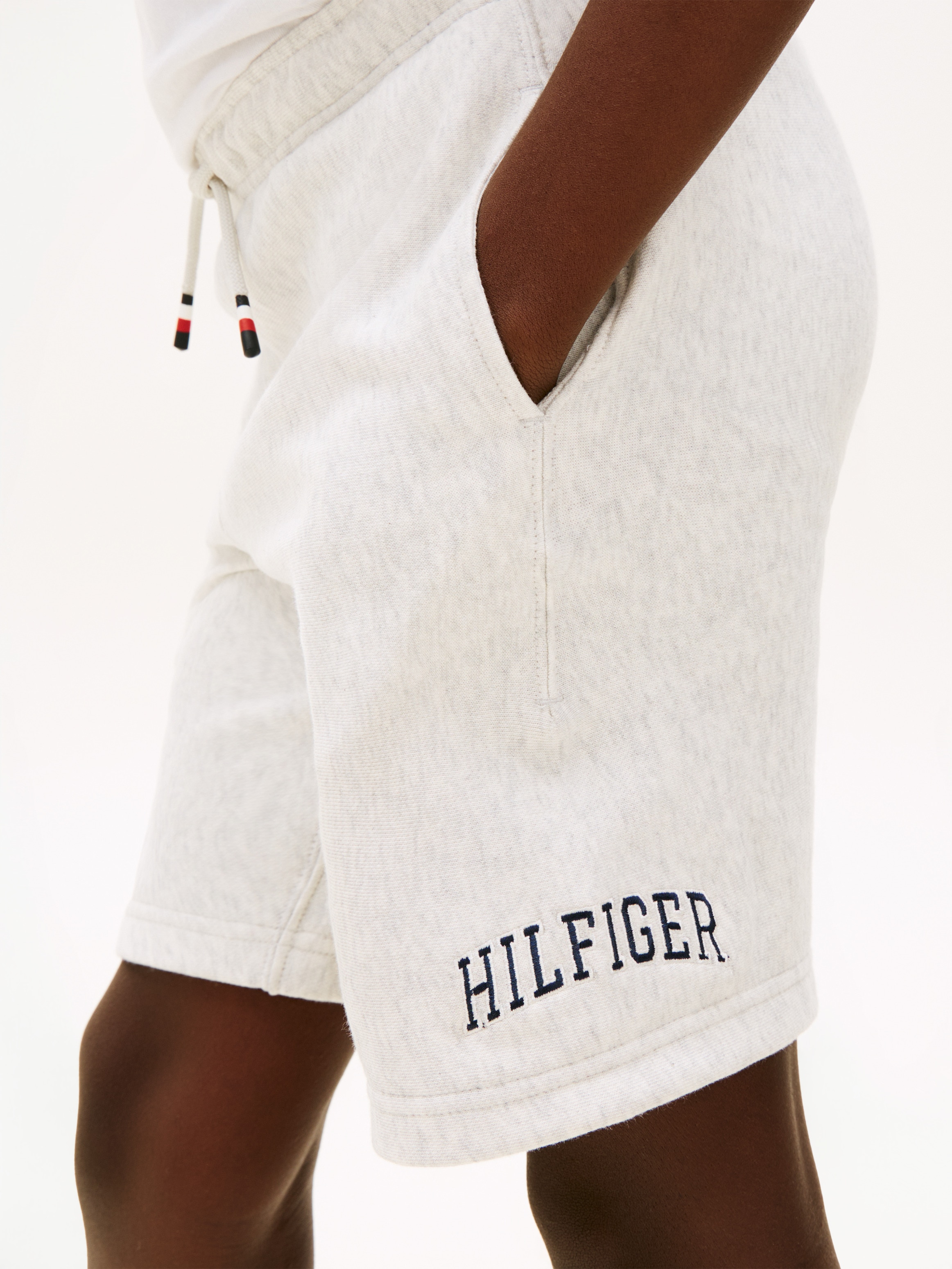 Calções com Logótipo da Marca Cinzento-3