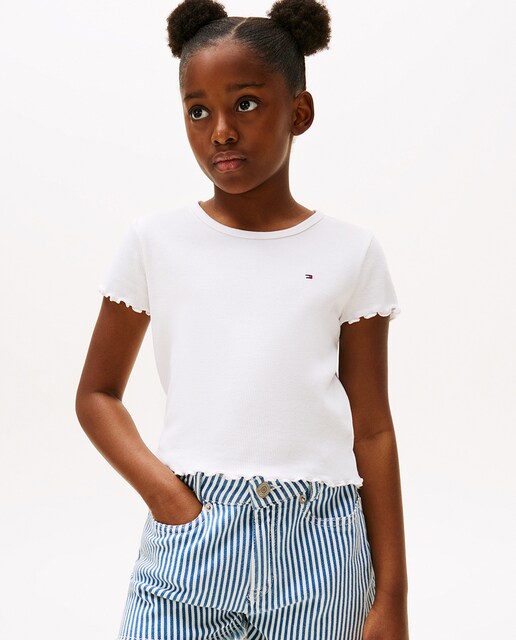 Imagem 0 de T-shirt Lisa de Manga Curta com Detalhe de Folhos