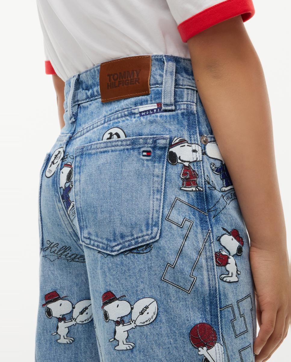 Jeans de Corte Mabel com Estampado Snoopy Amarelo-4