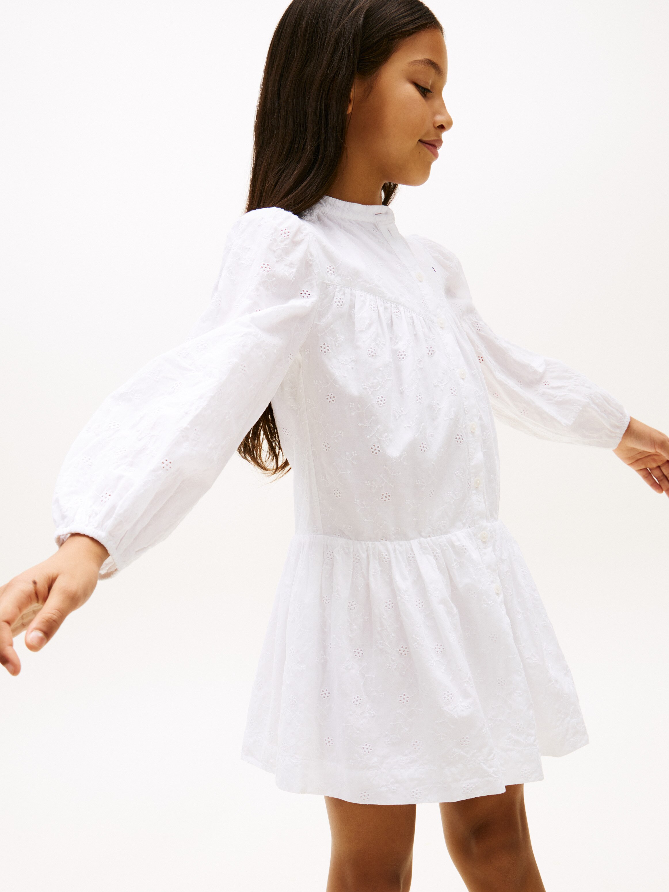 Vestido Camiseiro com Bordado Inglês e Manga Comprida Branco-4