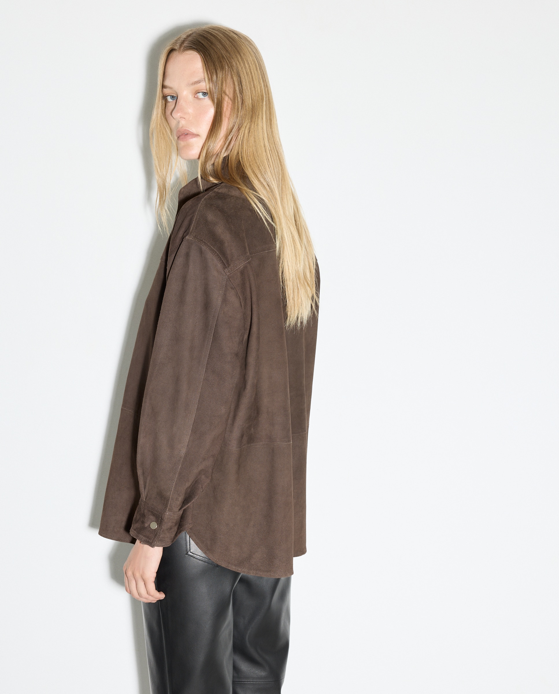 Sobrecamisa de Camurça Castanho-3
