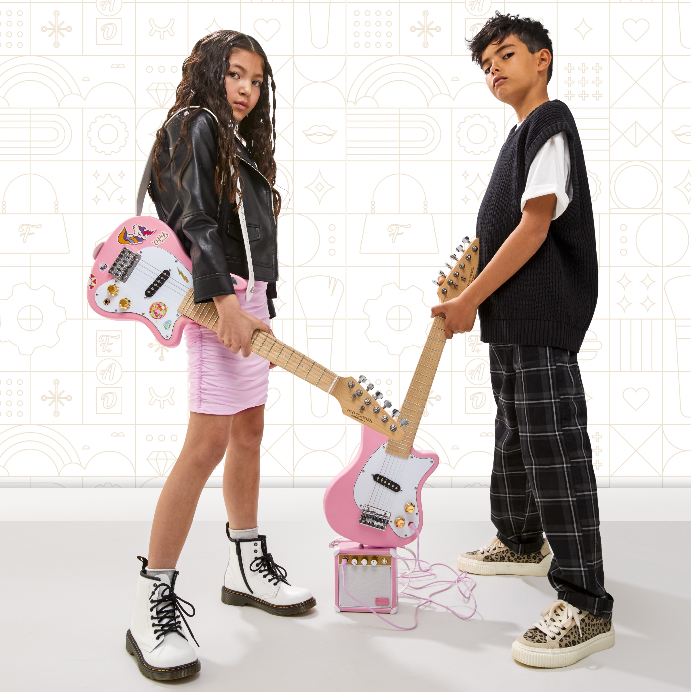 Guitarra eléctrica y amplificador para niños F.A.O. Schwarz 4