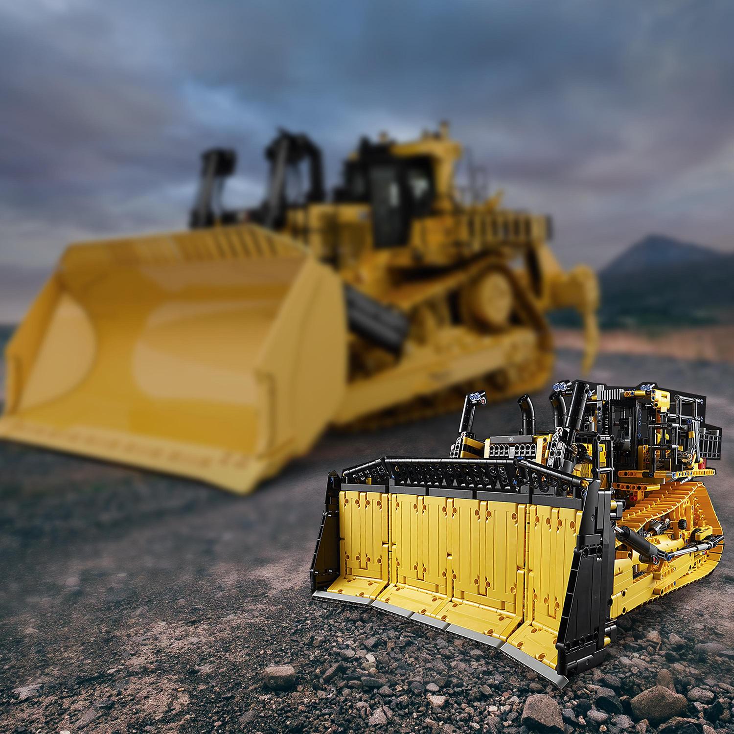 Buldócer Cat D11 Controlado por App, Vehículo Vintage Teledirigido, Set de Construcción, LEGO Technic 7