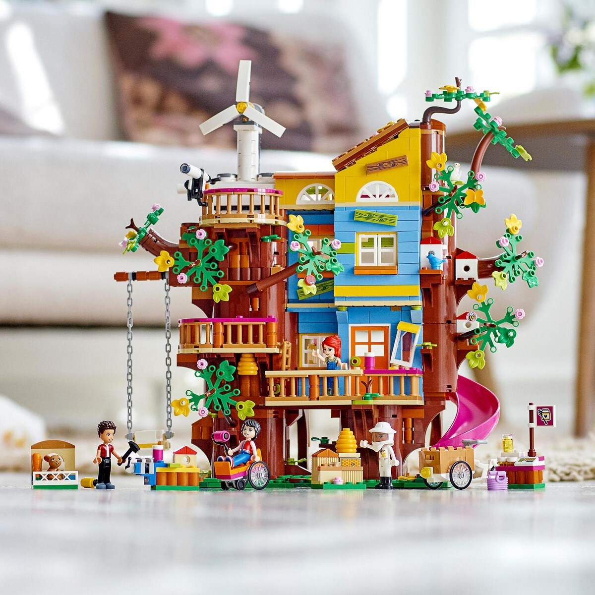 Sets Lego La Casa De Mia LEGO Friends Mia's Tree House • Set 41335