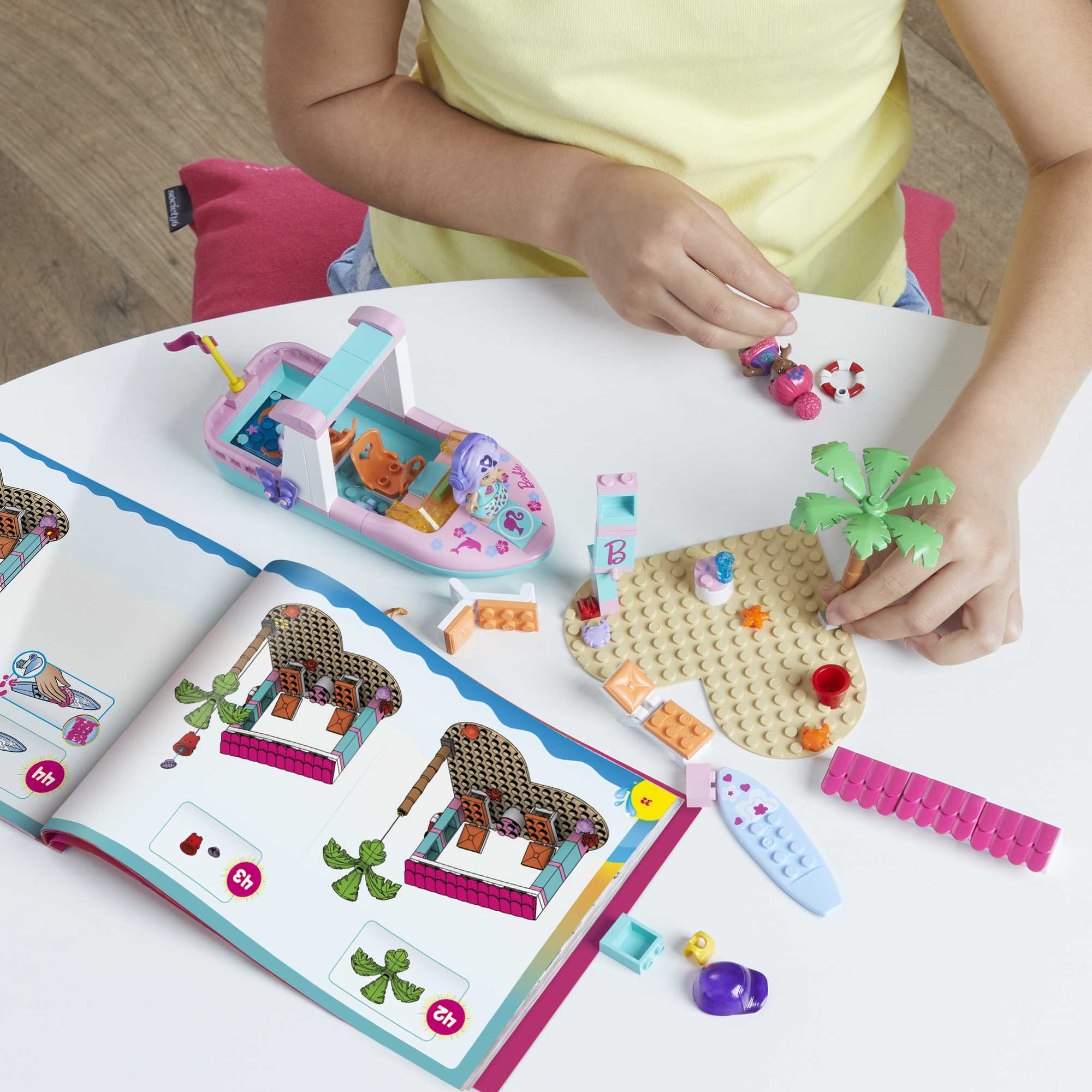 Bloques de construcción Barbie Color Reveal de MEGA 5