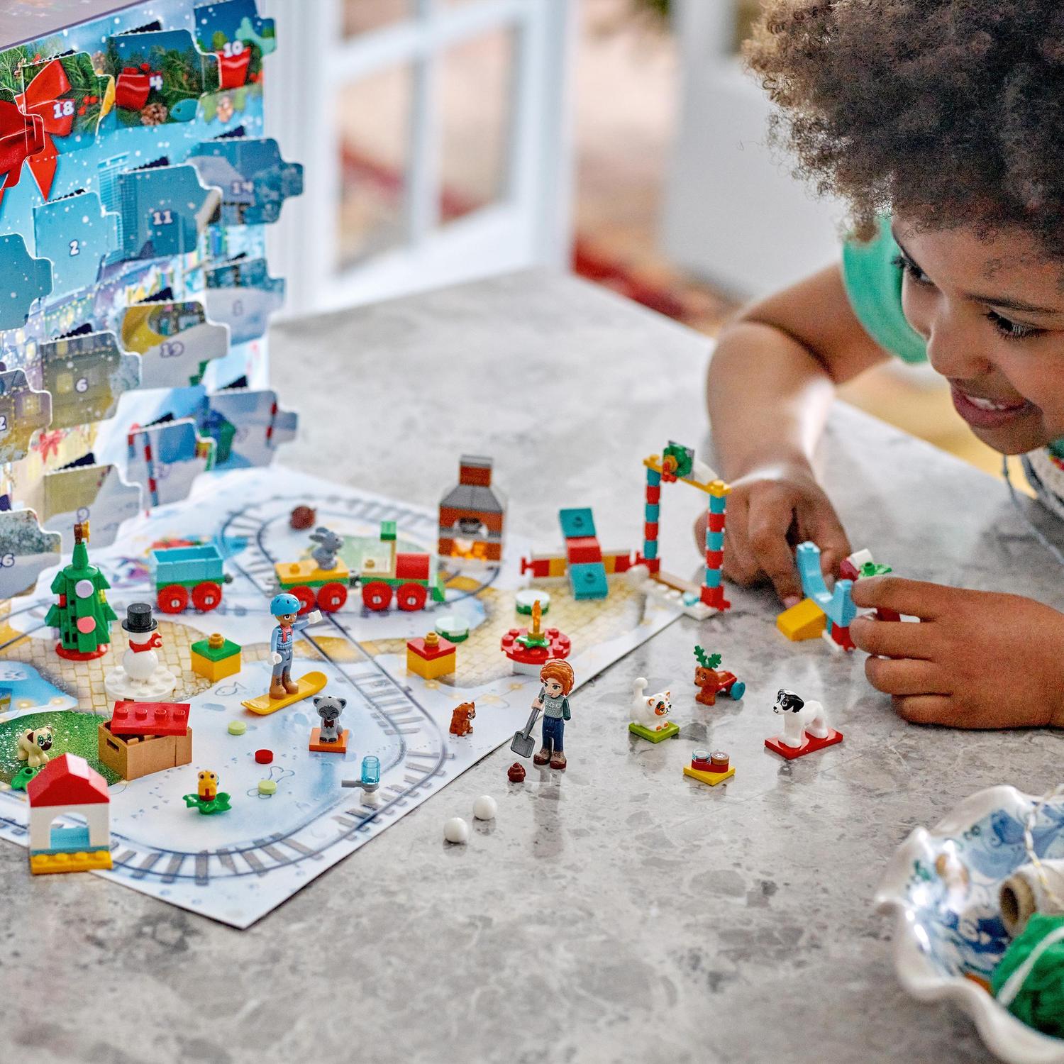 Calendario de adviento 2023 LEGO Friends - 41758 2