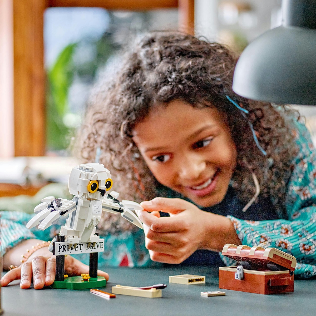 Juguete de construcción Hedwig en el Número 4 de Privet Drive LEGO Harry Potter - 76425 3
