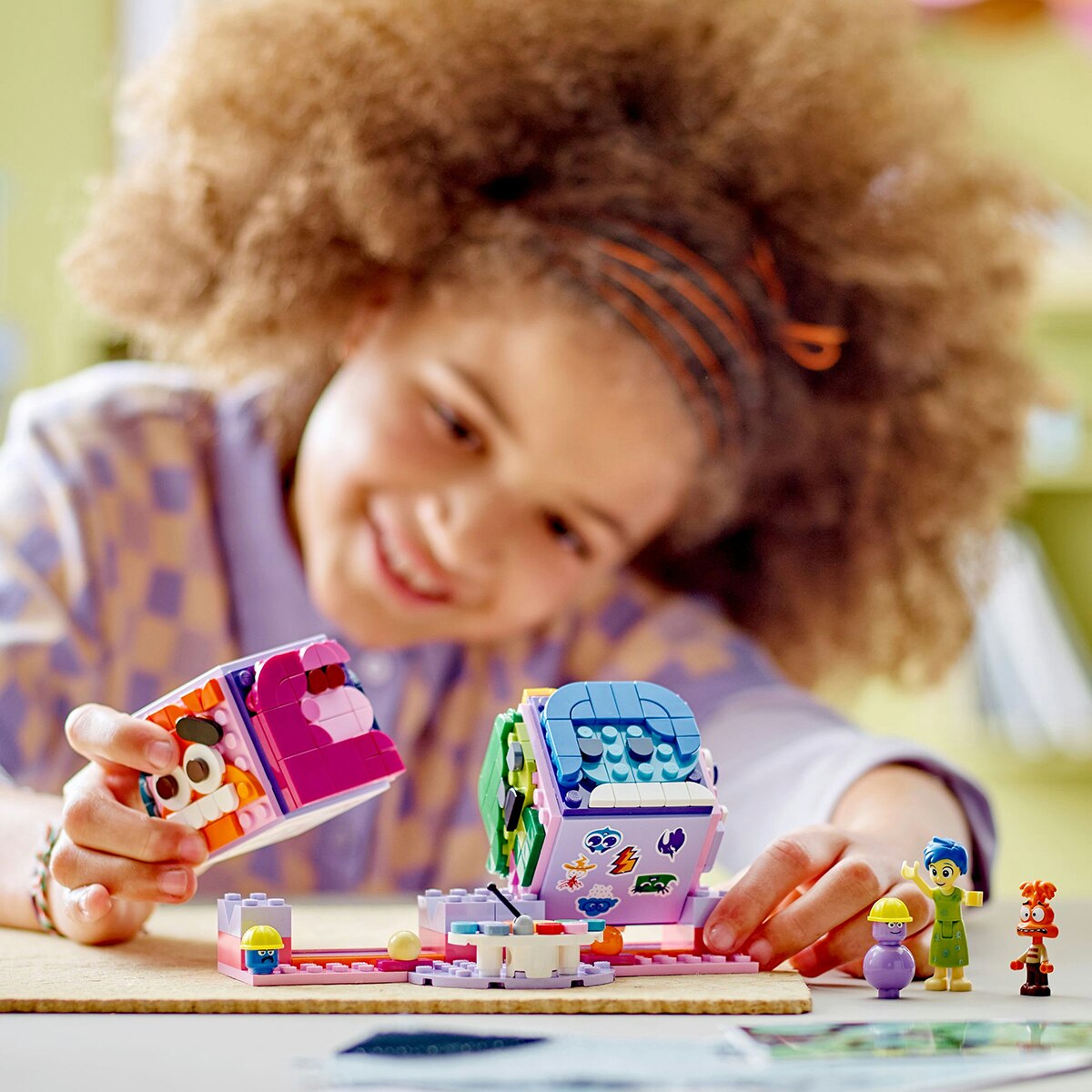 Contrução Inside Out 2 Pixar DISNEY 3