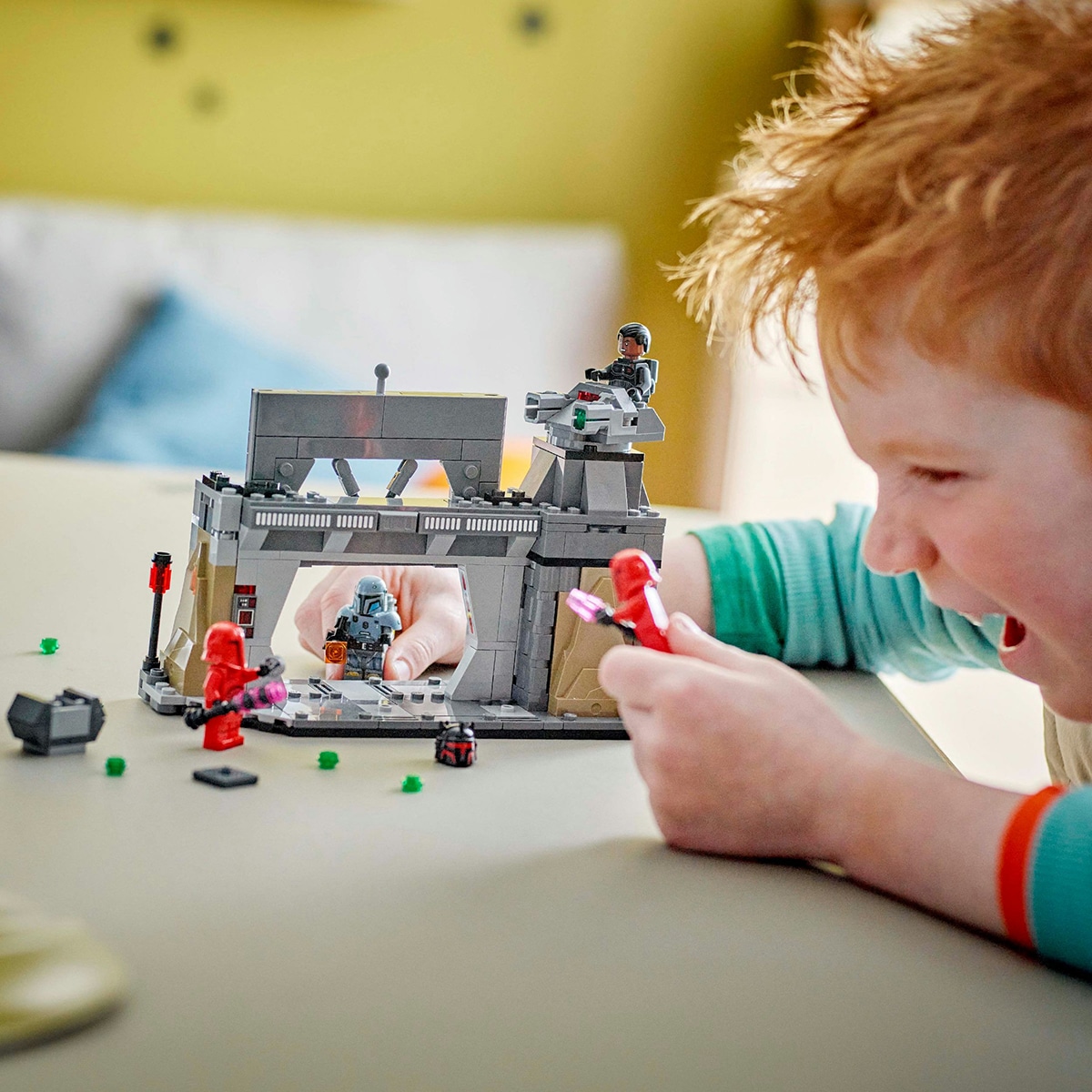 Juguete de construcción Batalla entre Paz Vizsla y Moff Gideon LEGO Star Wars - 75386 4