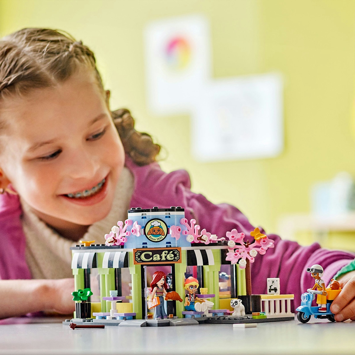 Juguete de construcción  Cafetería de Heartlake City LEGO Friends - 42618 4