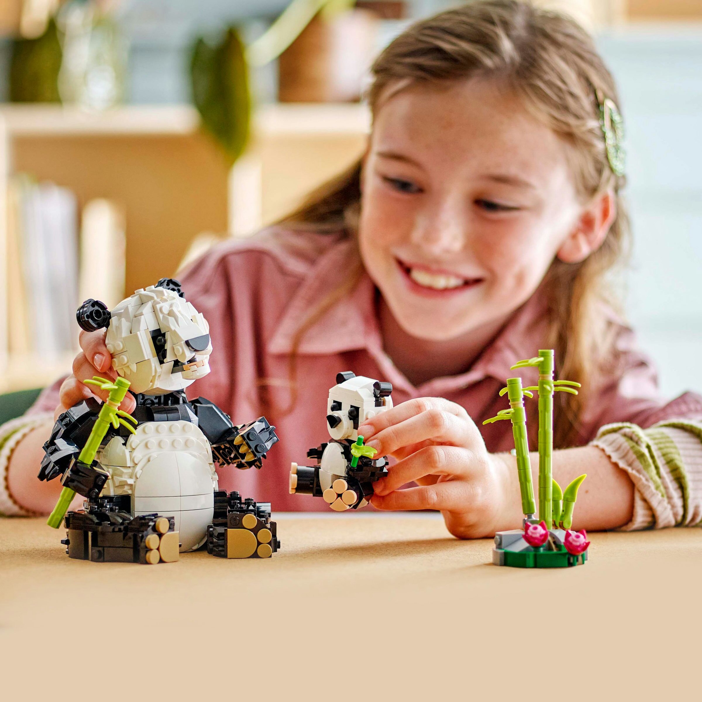 Juego de construcción Fauna Salvaje: Familia de Pandas LEGO Creator - 31165 4