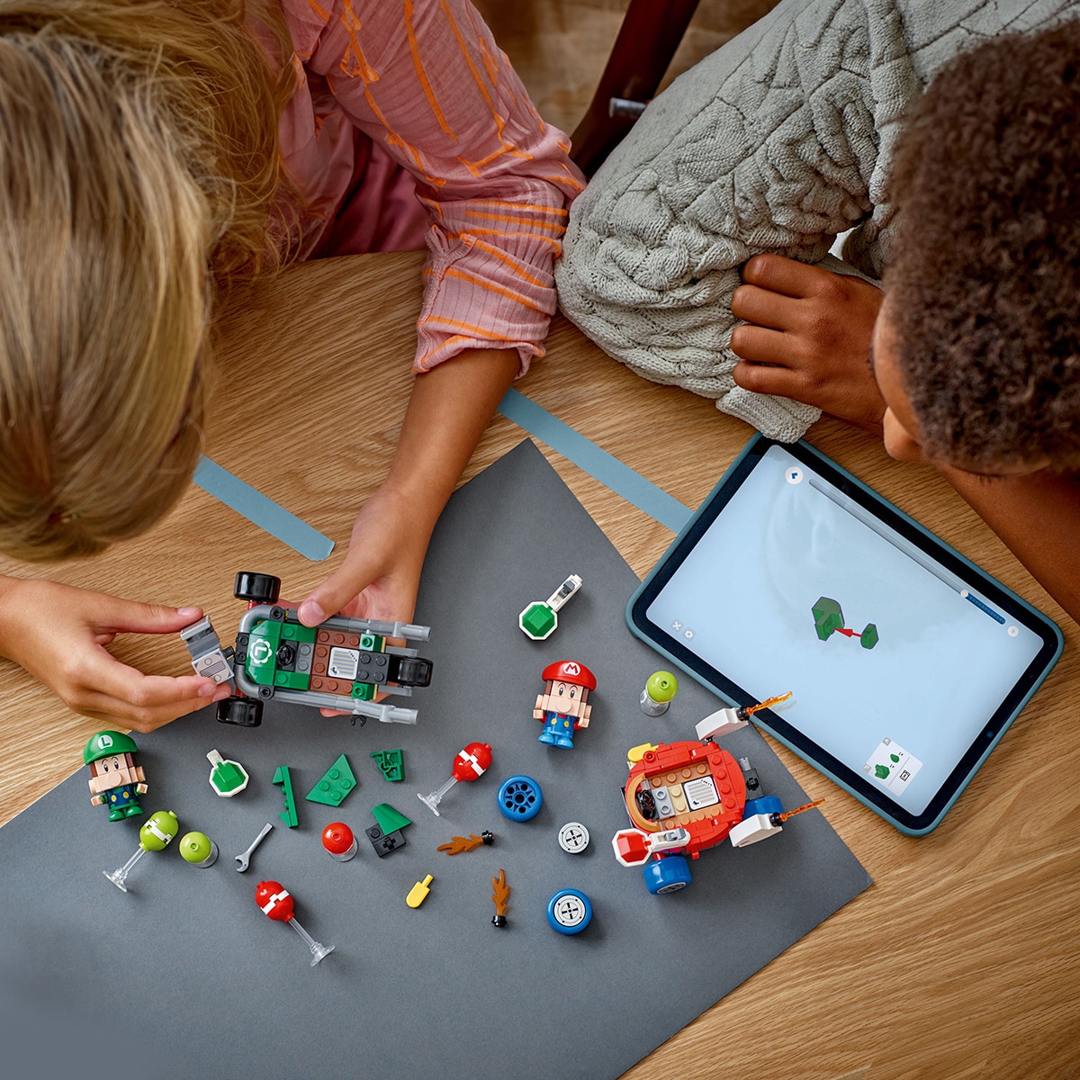 Mario Bebé contra Luigi Bebé Lego Super Mario 6