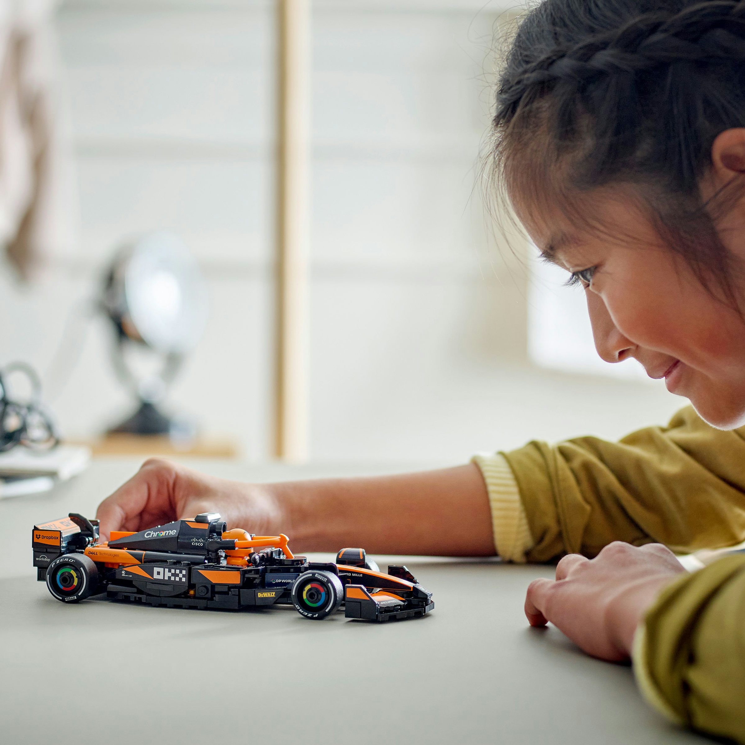 McLaren F1® Team MCL38 Lego Speed Champions 4