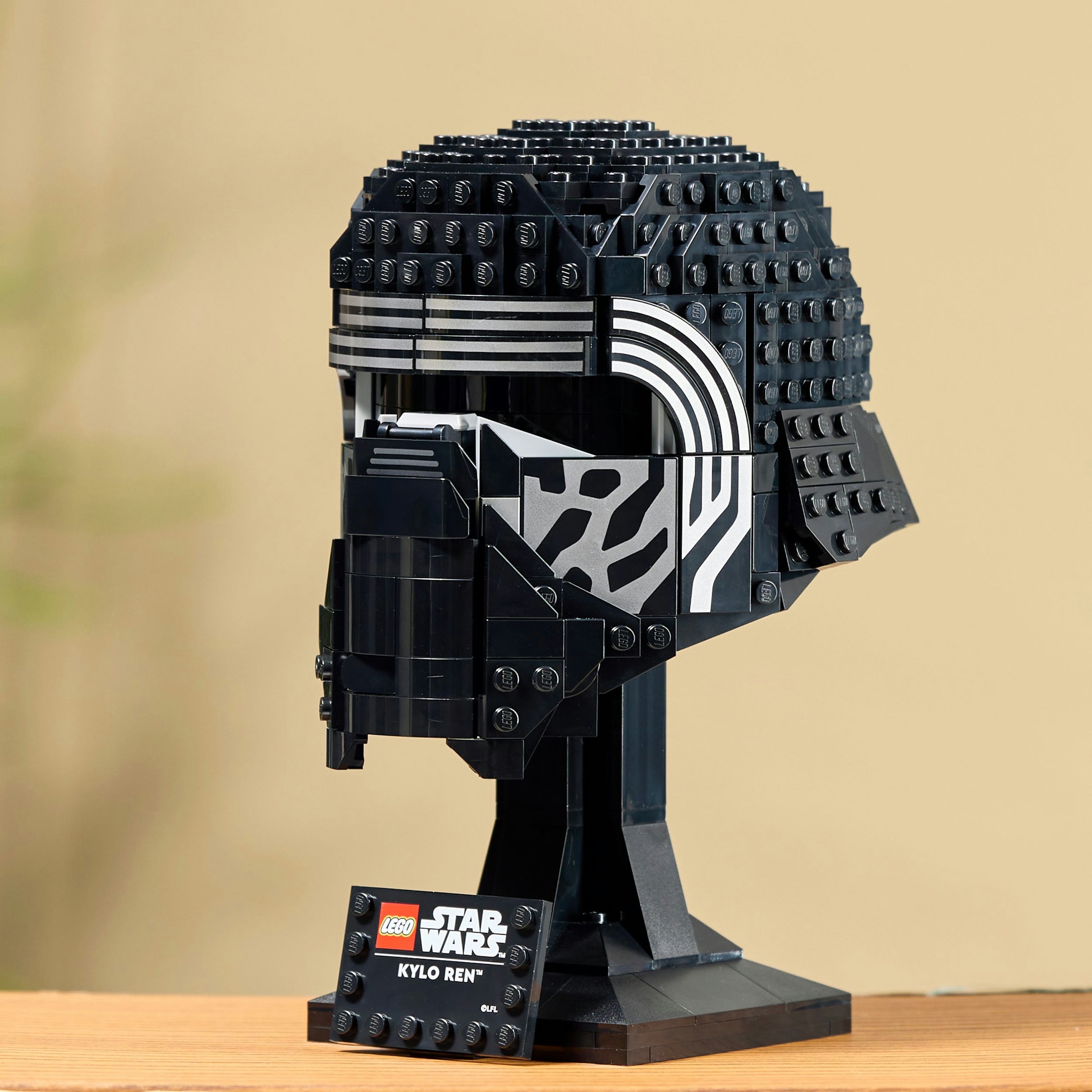 Juego de Construcción Casco de Kylo Ren LEGO Star Wars - 75415 5