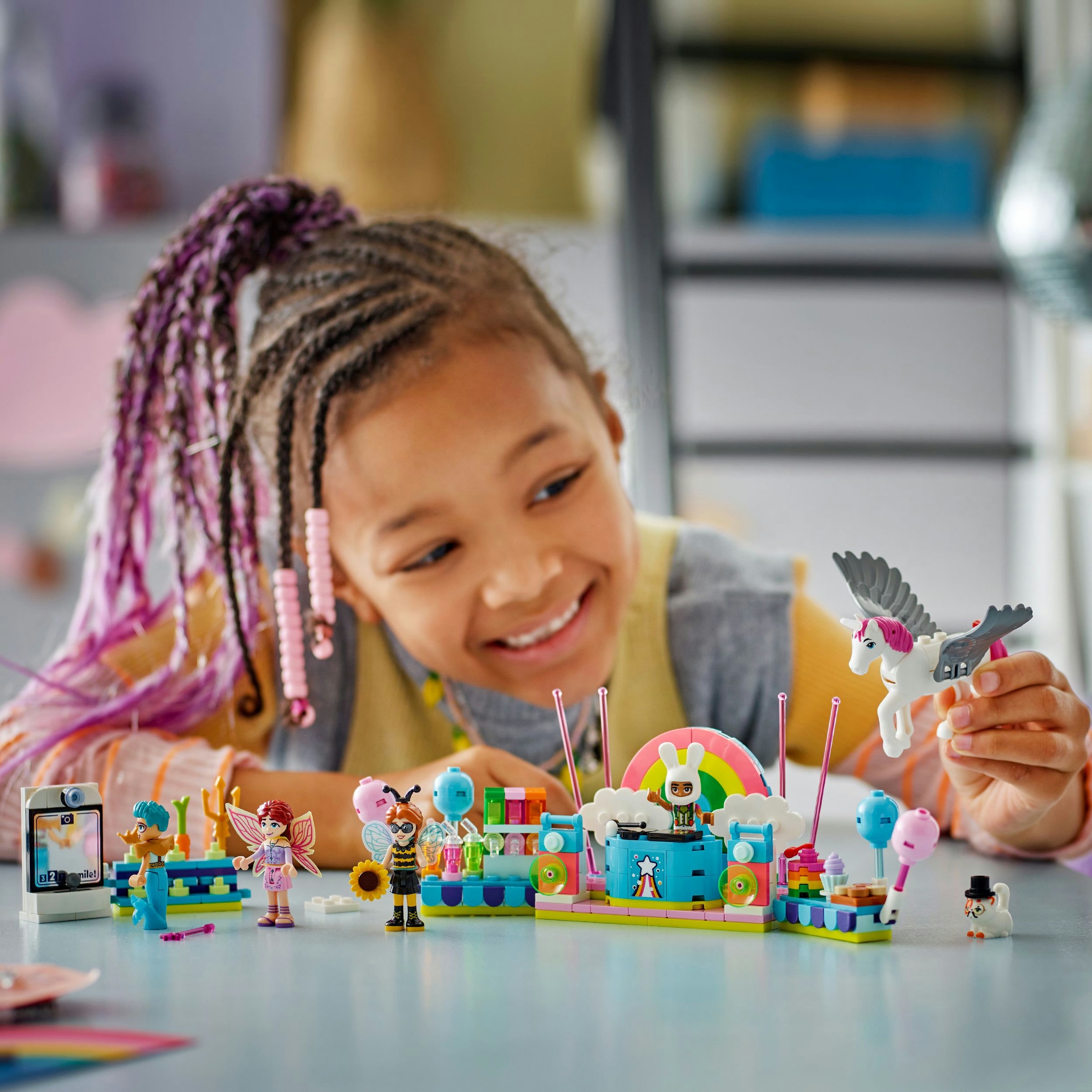 Juego de construcción Fiesta de Disfraces con Unicornio y Hada LEGO Friends - 42661 2