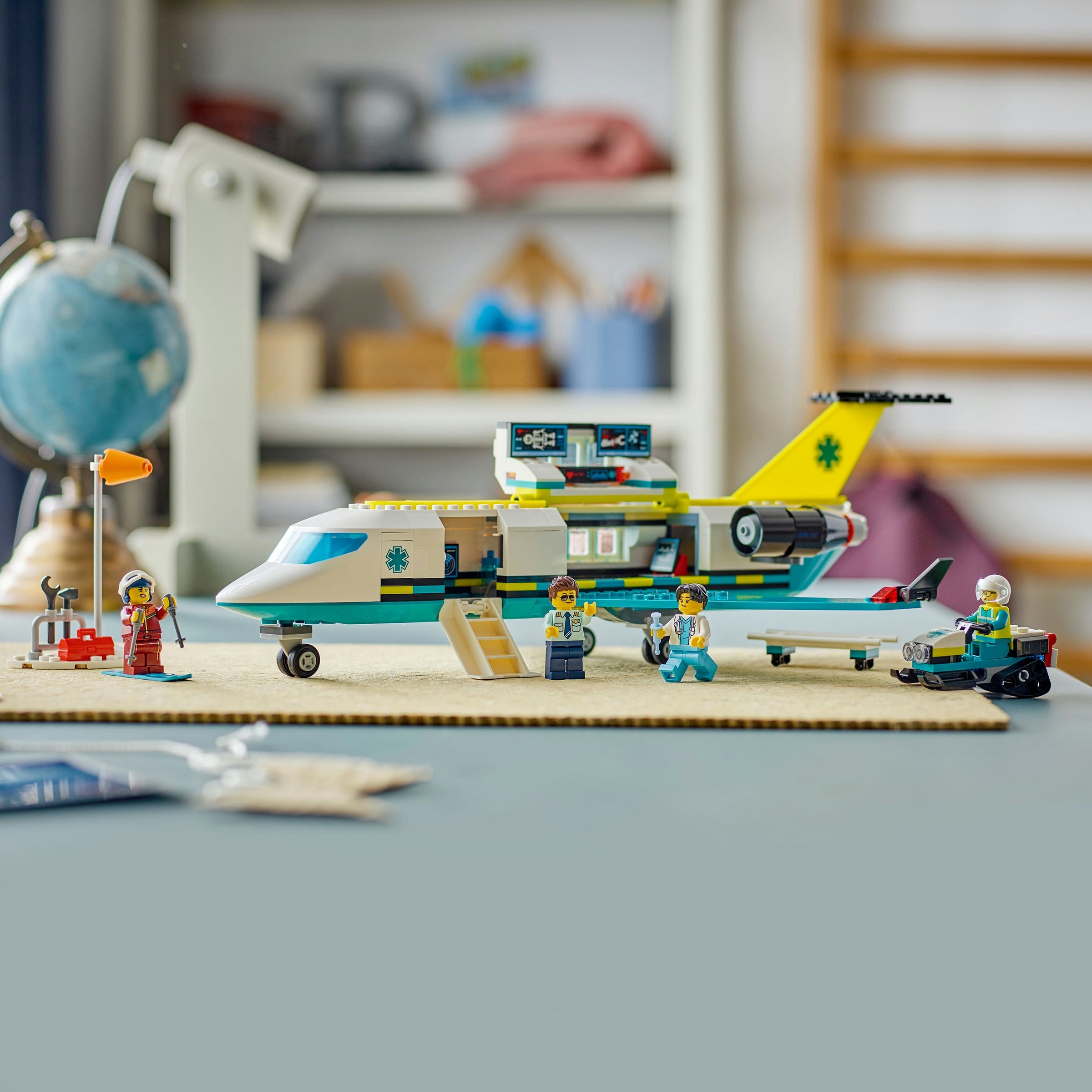 Juego de construcción Ambulancia Aérea de Emergencia LEGO City - 60465 6