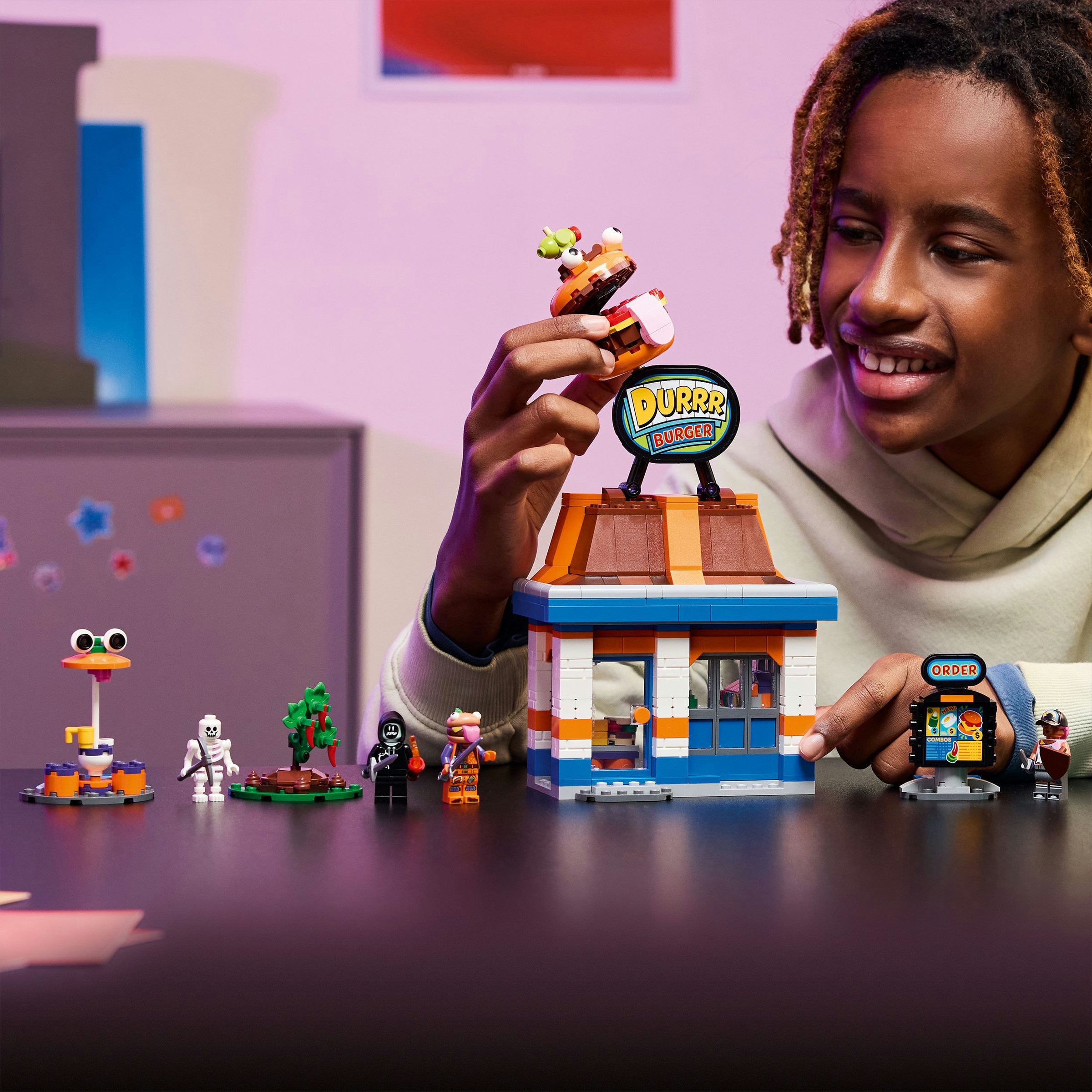 Juego de construcción Restaurante Hamburrrguesa LEGO Fortnite - 77076 2