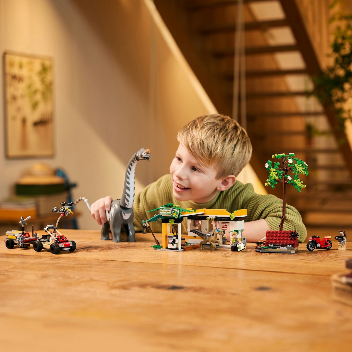 Missão de Localização de Raptor e Titanossauro Lego Jurassic World 3