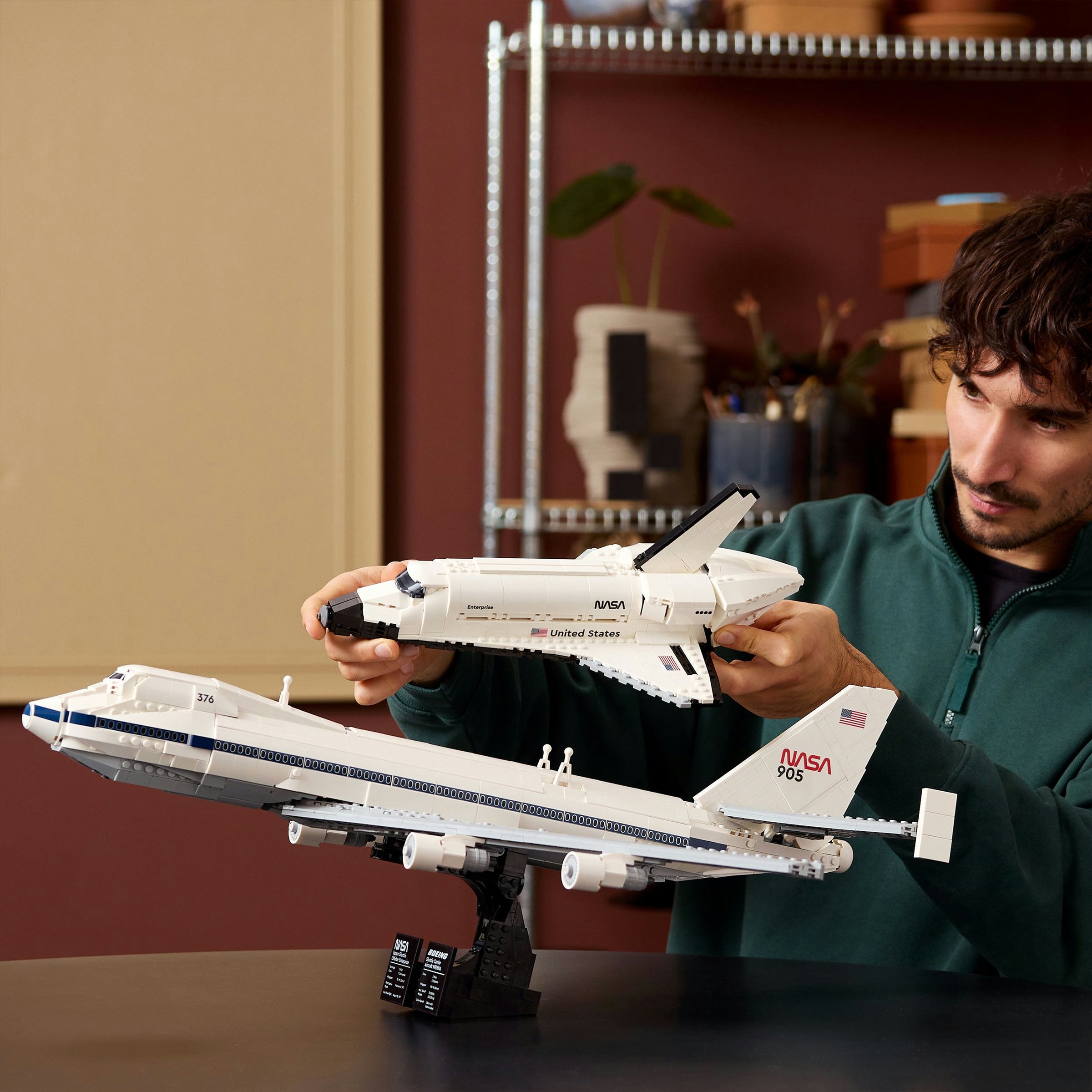 Juego de construcción Shuttle Carrier Aircraft NASA avión LEGO Icons - 10360 3