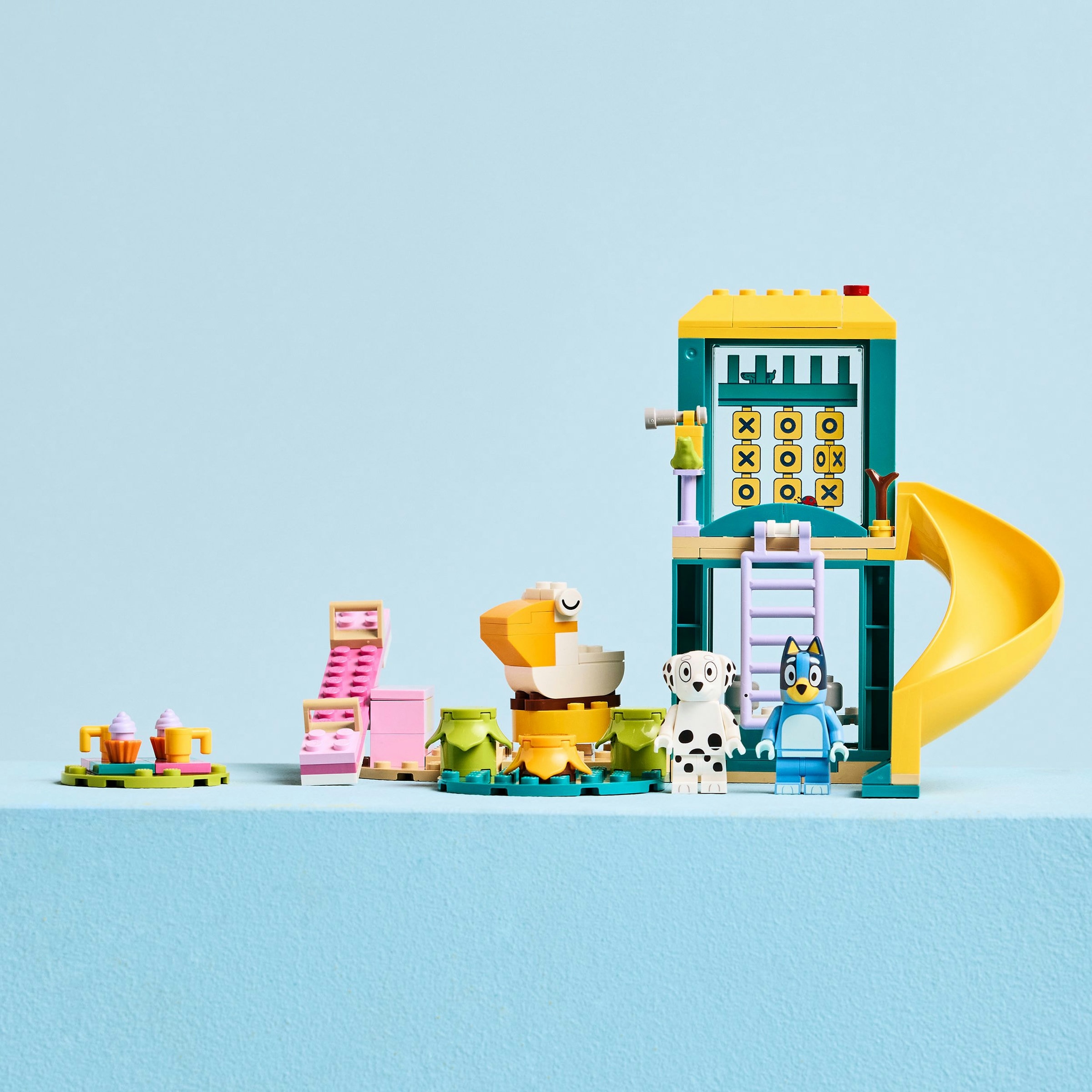 Juego de construcción Diversión en el Parque de Juegos con Bluey y Chloe LEGO Bluey - 11201 7
