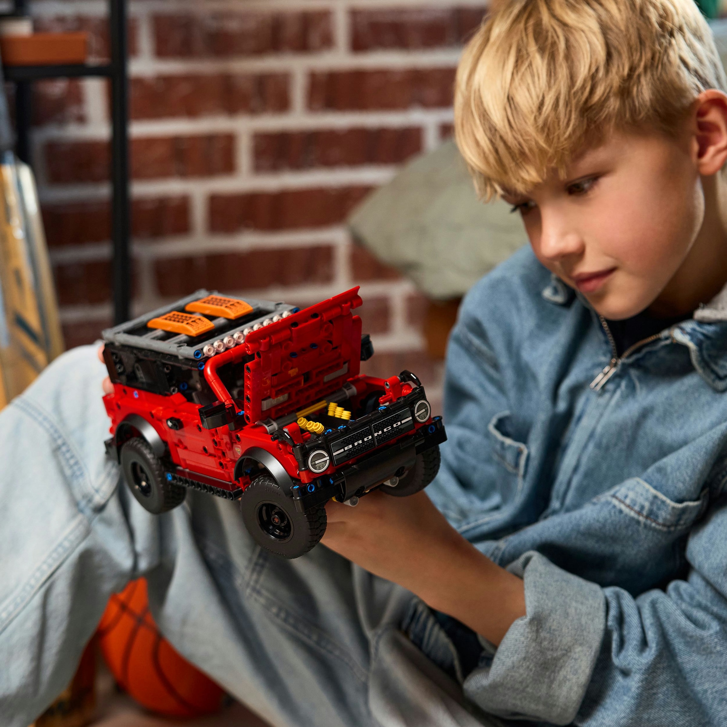 Juego de construcción Furgoneta Ford Bronco® LEGO Technic - 42213 3