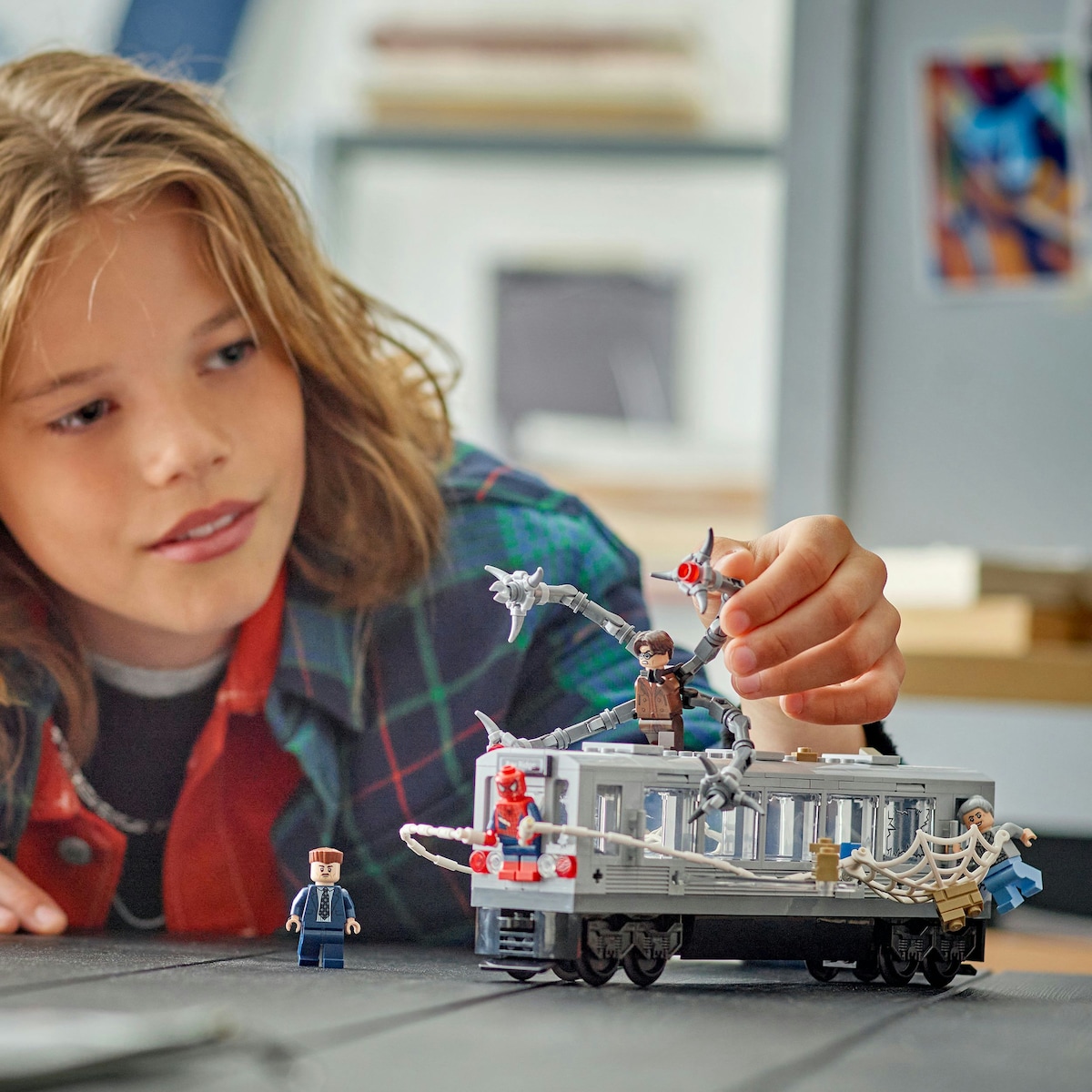 Juego de construcción Spider-Man vs. Doc Ock: Escena del Tren Subterráneo LEGO Super Hero - 76321 3