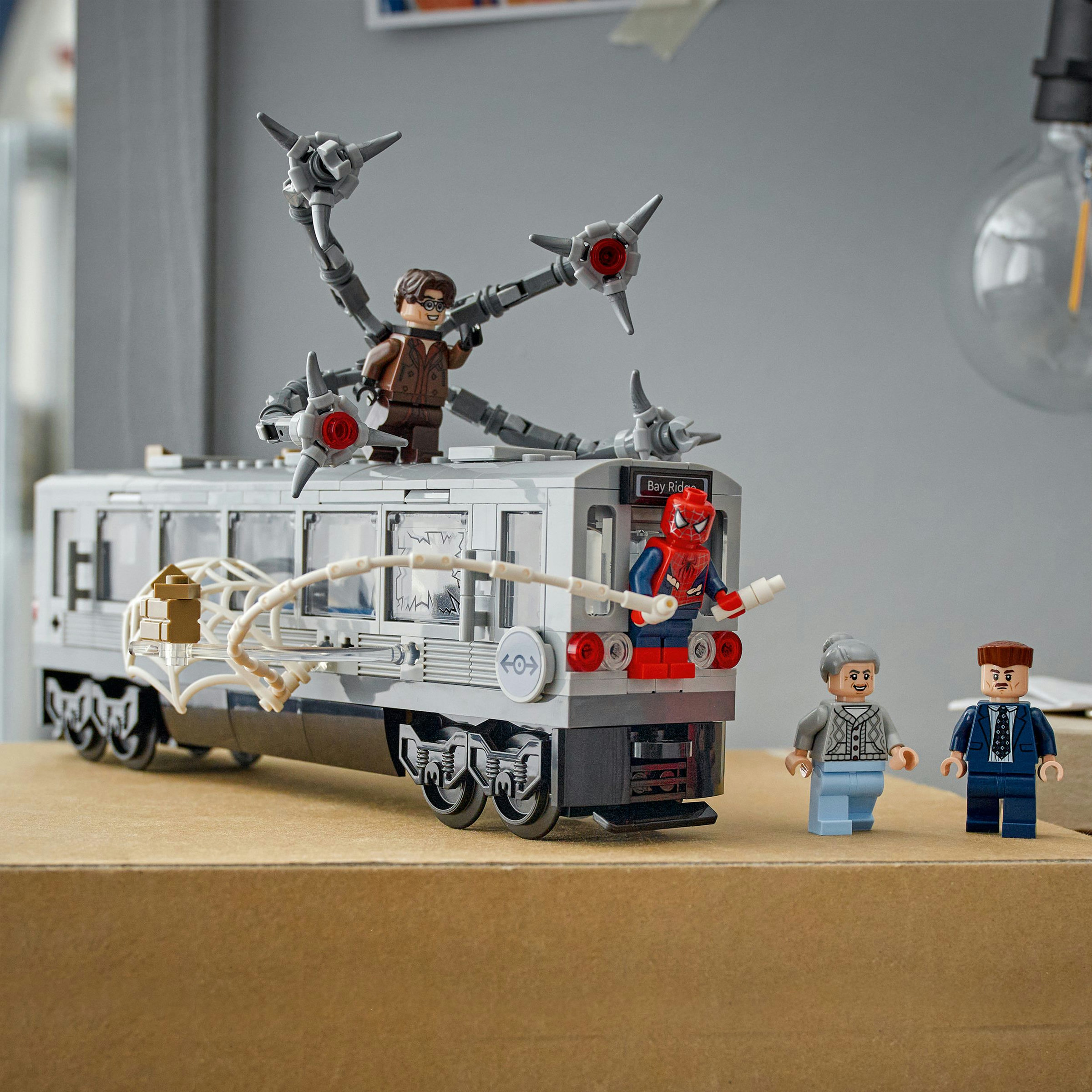 Juego de construcción Spider-Man vs. Doc Ock: Escena del Tren Subterráneo LEGO Super Hero - 76321 8