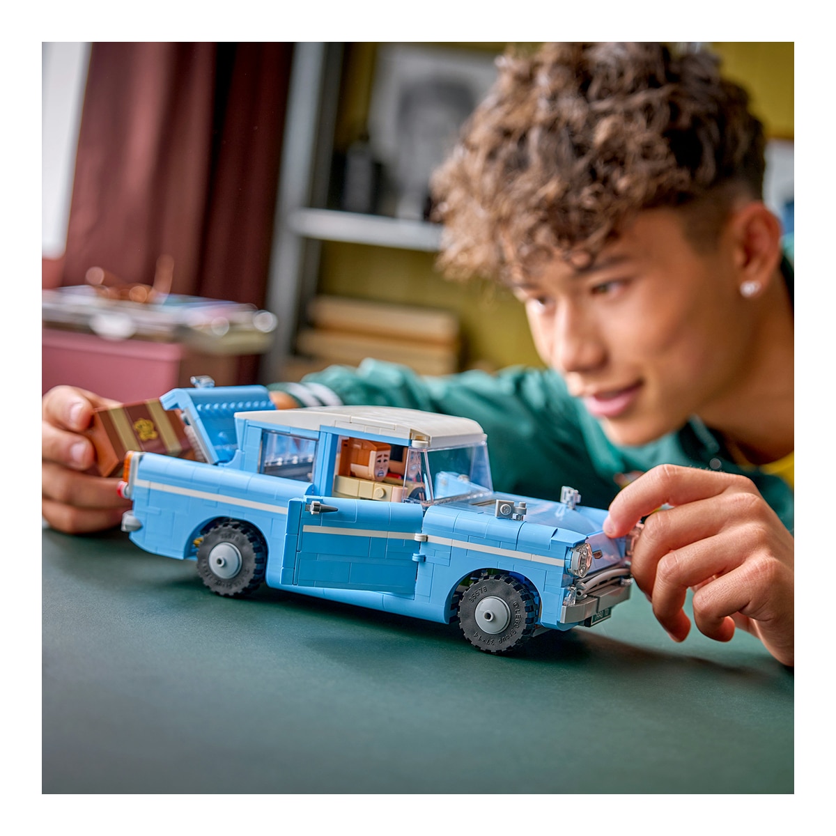 LEGO® Harry Potter™ Ford Anglia™ Voador Encantado 3