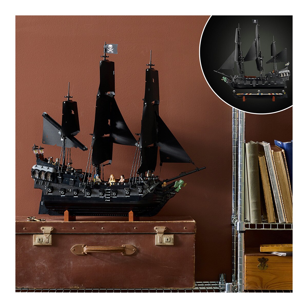 Juego de construcción Barco Pirata del Capitán Jack Sparrow LEGO Icons - 10365 5