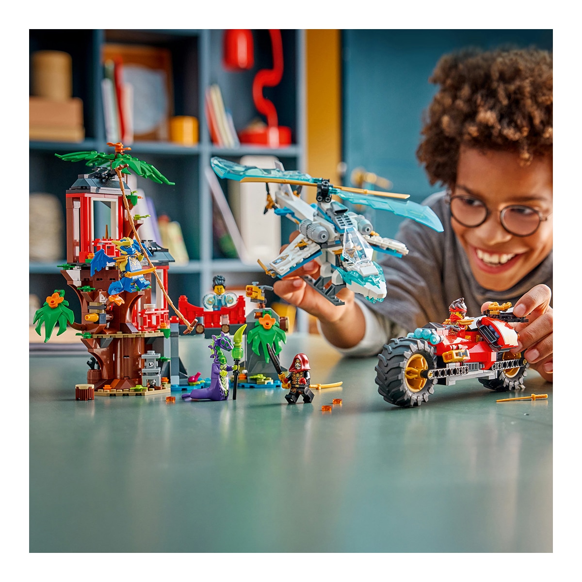 Juego de construcción Batalla de Vehículos Ninja Junto a la Casa del Árbol LEGO Ninjago - 71857 3