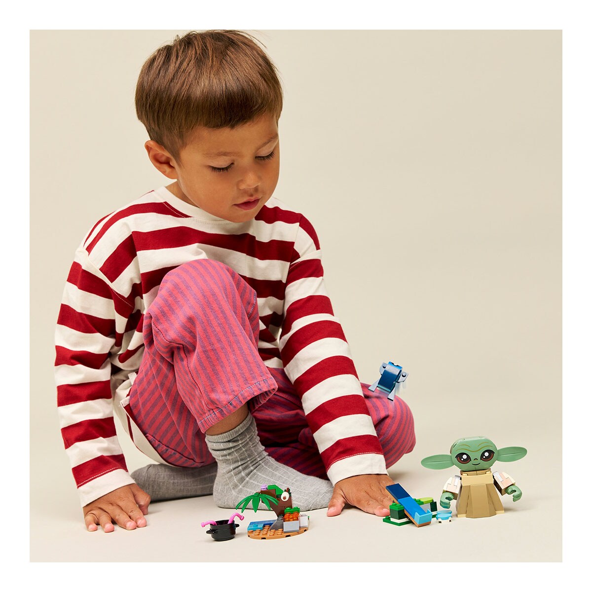 LEGO® Star Wars™ Lar do Grogu 3