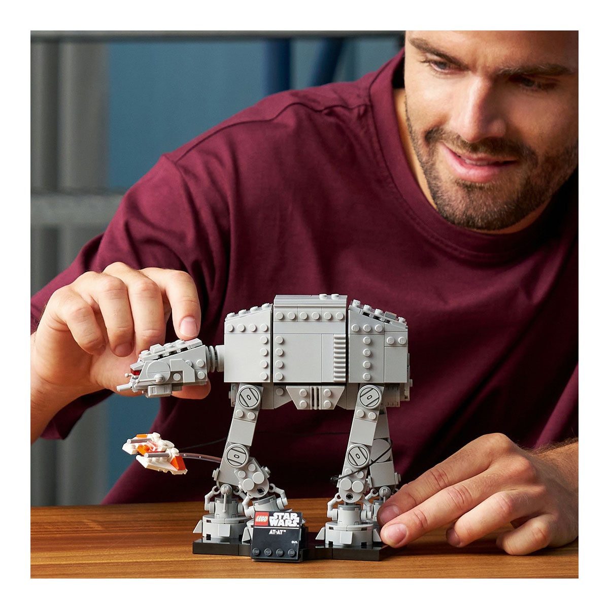 LEGO® Star Wars™ AT-AT™ 3