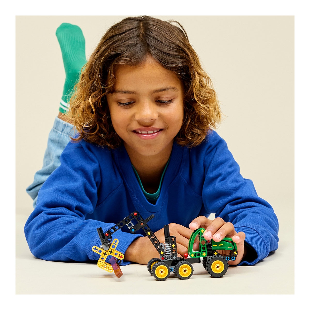 Juego de construcción Cosechadora con Ruedas John Deere 1470H LEGO Technic - 42218 3