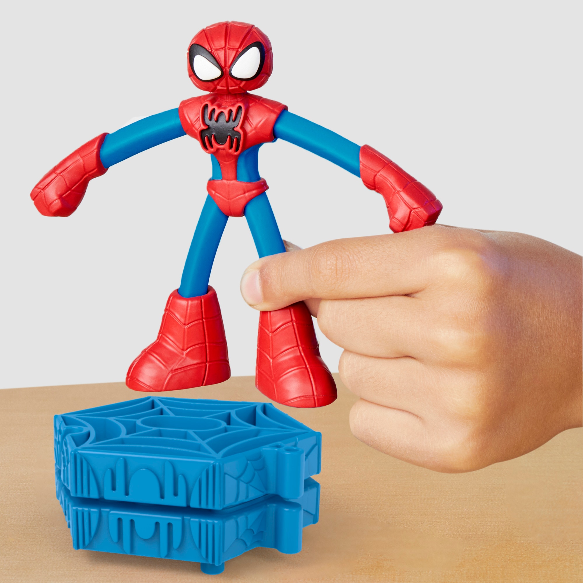 Juego de manualidades Spider-Man Lanza y Atrapa Marvel Play-Doh 8