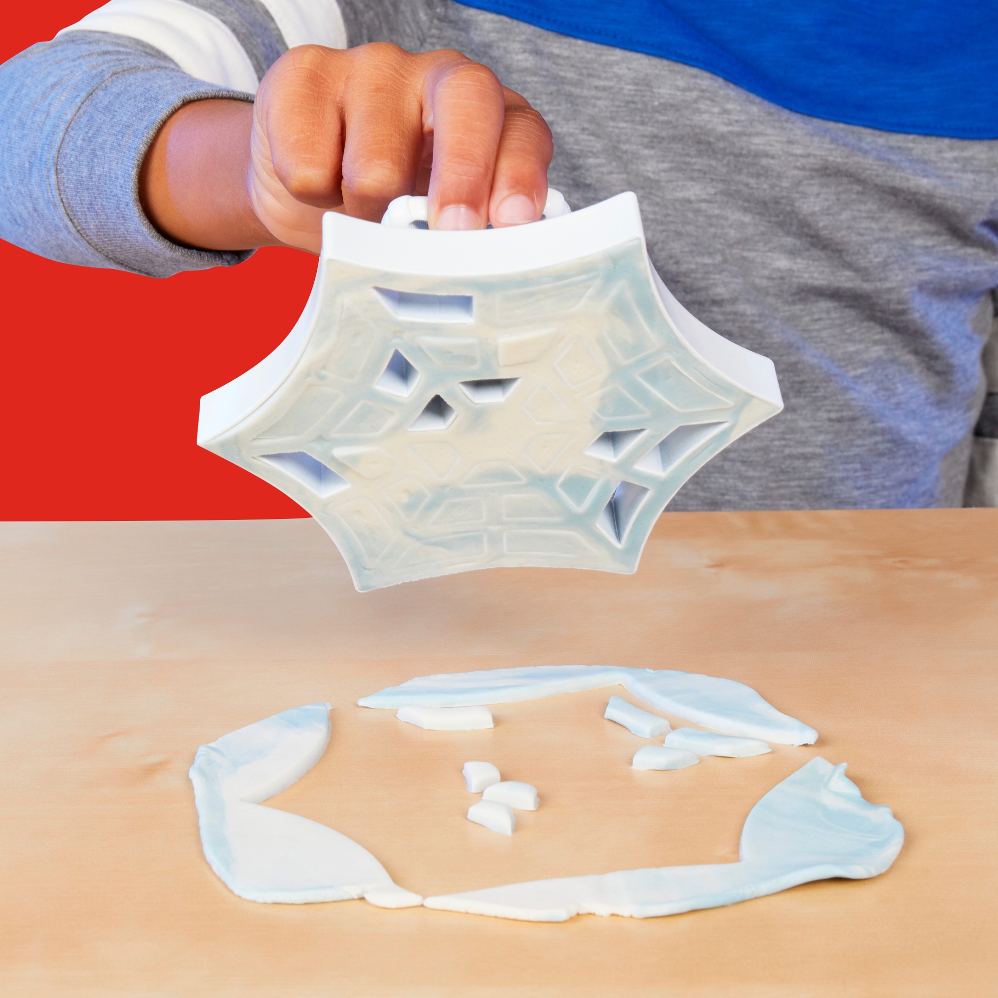 Juego de manualidades Spider-Man Lanza y Atrapa Marvel Play-Doh 10