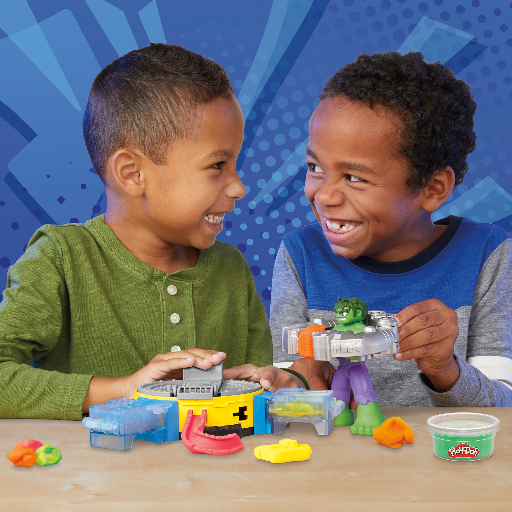 Set de juego de manualidades Hulk Aplasta y Moldea Marvel Play-Doh 12