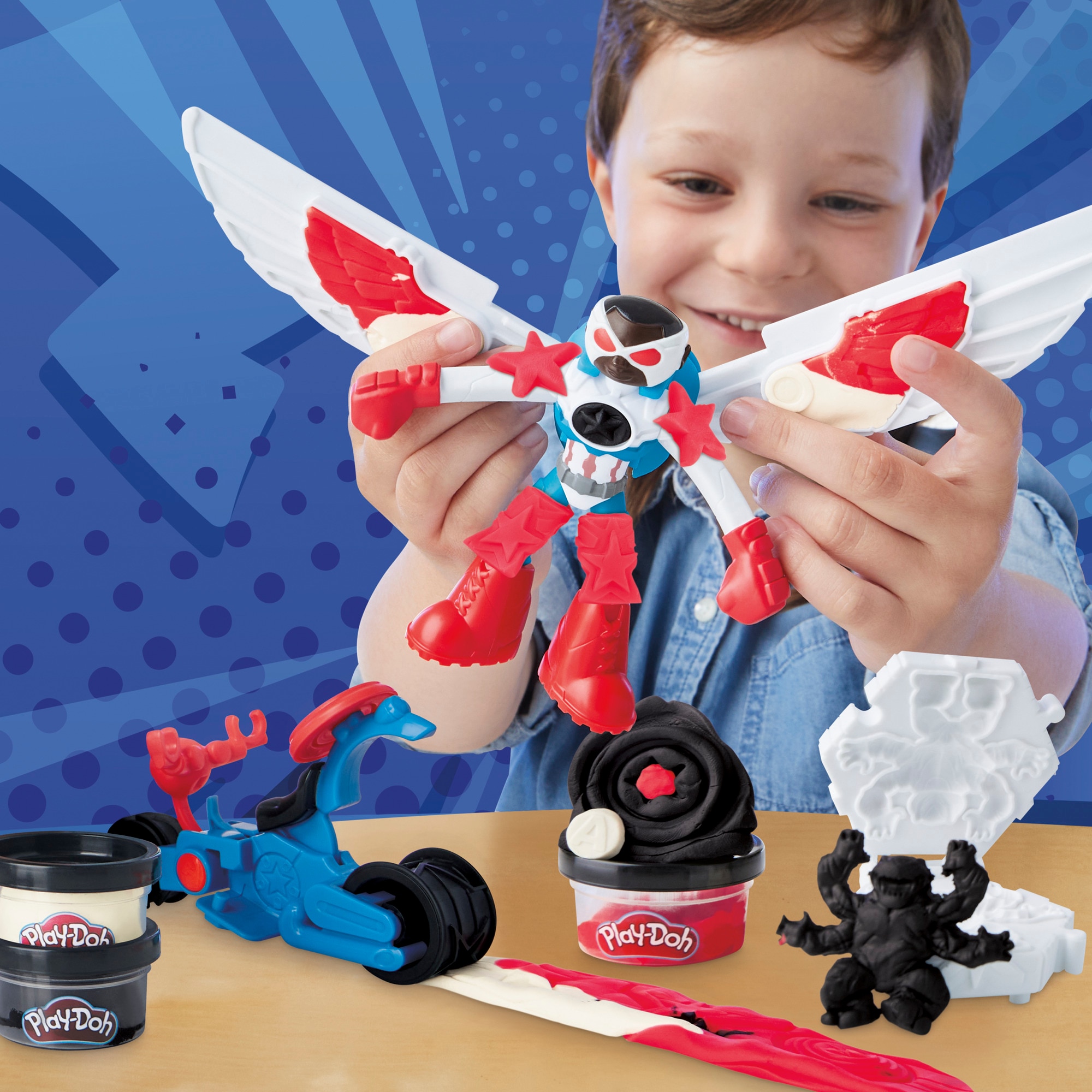 Set de juego de manualidades Moto cortadora del Capitán América Marvel Play-Doh 9