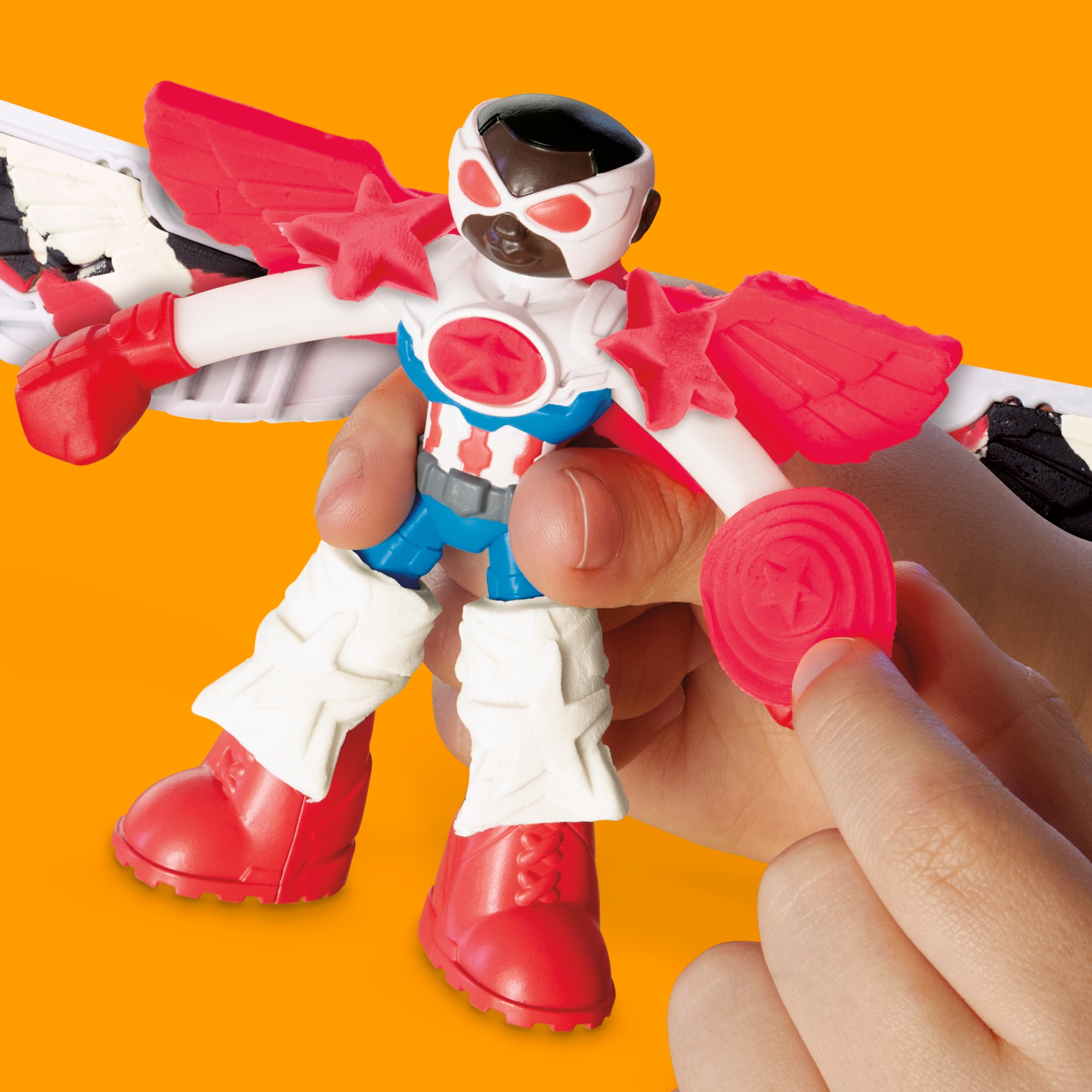 Set de juego de manualidades Moto cortadora del Capitán América Marvel Play-Doh 11