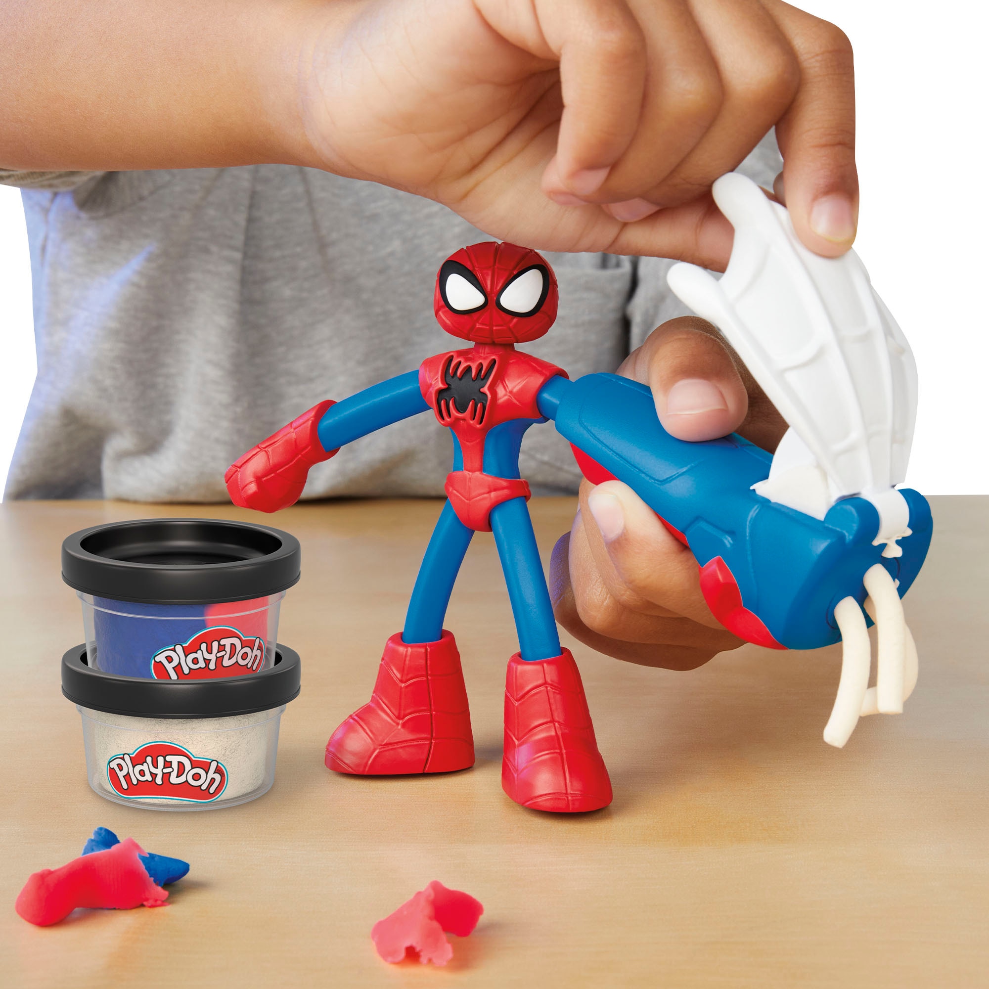 Figura Play-Doh Marvel e Acessório - Artigo Sortido. Envio realizado de forma aleatória 24