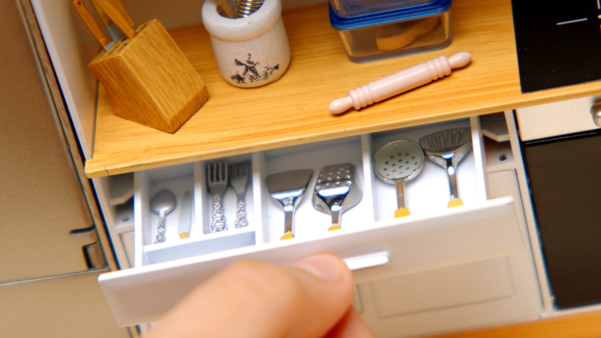Cápsula sorpresa Accesorios de cocina Mini World modelos surtidos 14