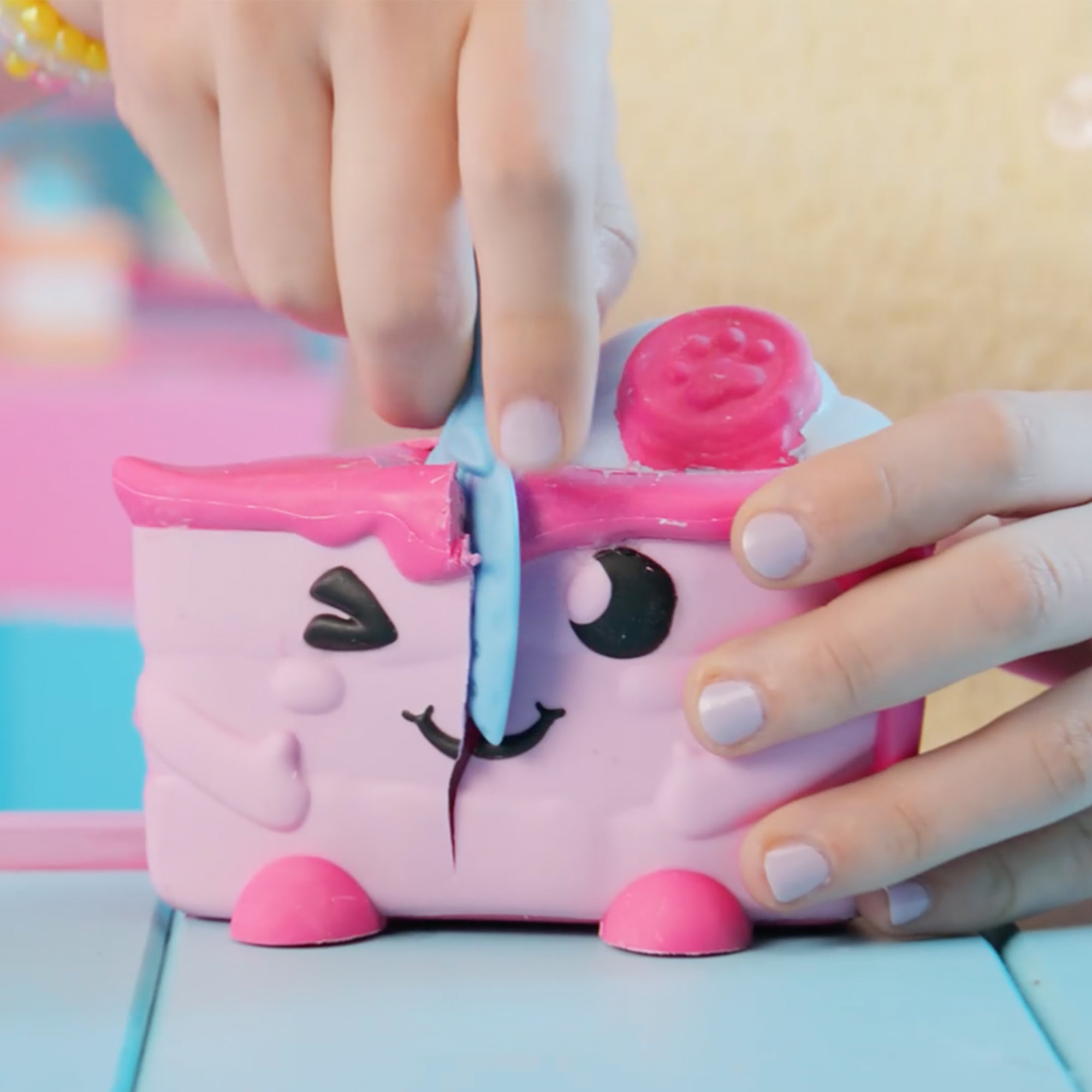 Boneco Breakeez Cake - Artigo Sortido. Envio realizado de forma aleatória 7