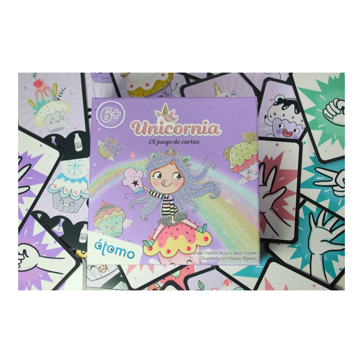 Juego de cartas Unicornia de 2 a 4 jugadores Atomo Games 7